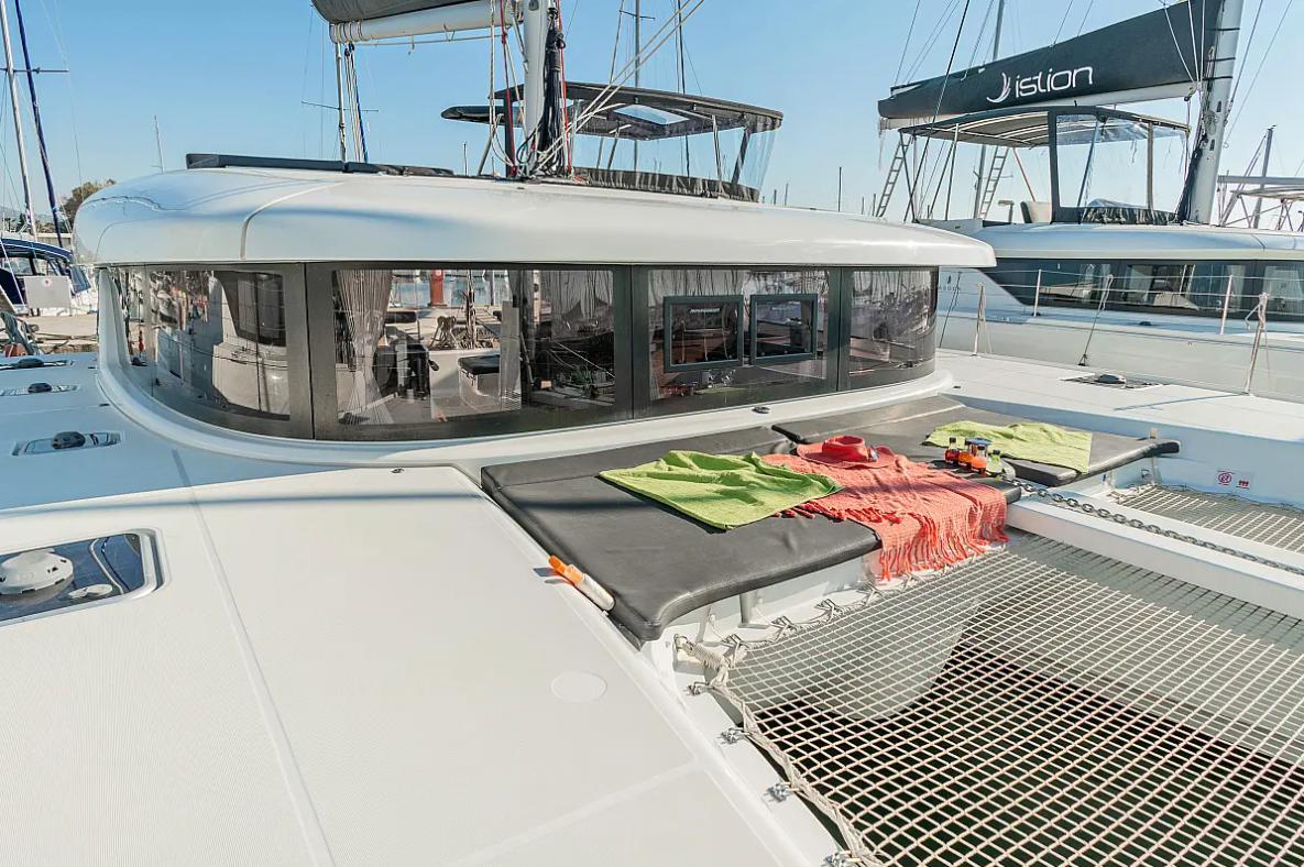 Lagoon 42 & GEN & WM — photo 16