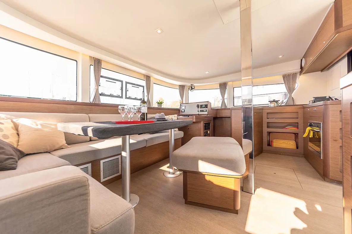 Lagoon 42 & GEN & WM — photo 22