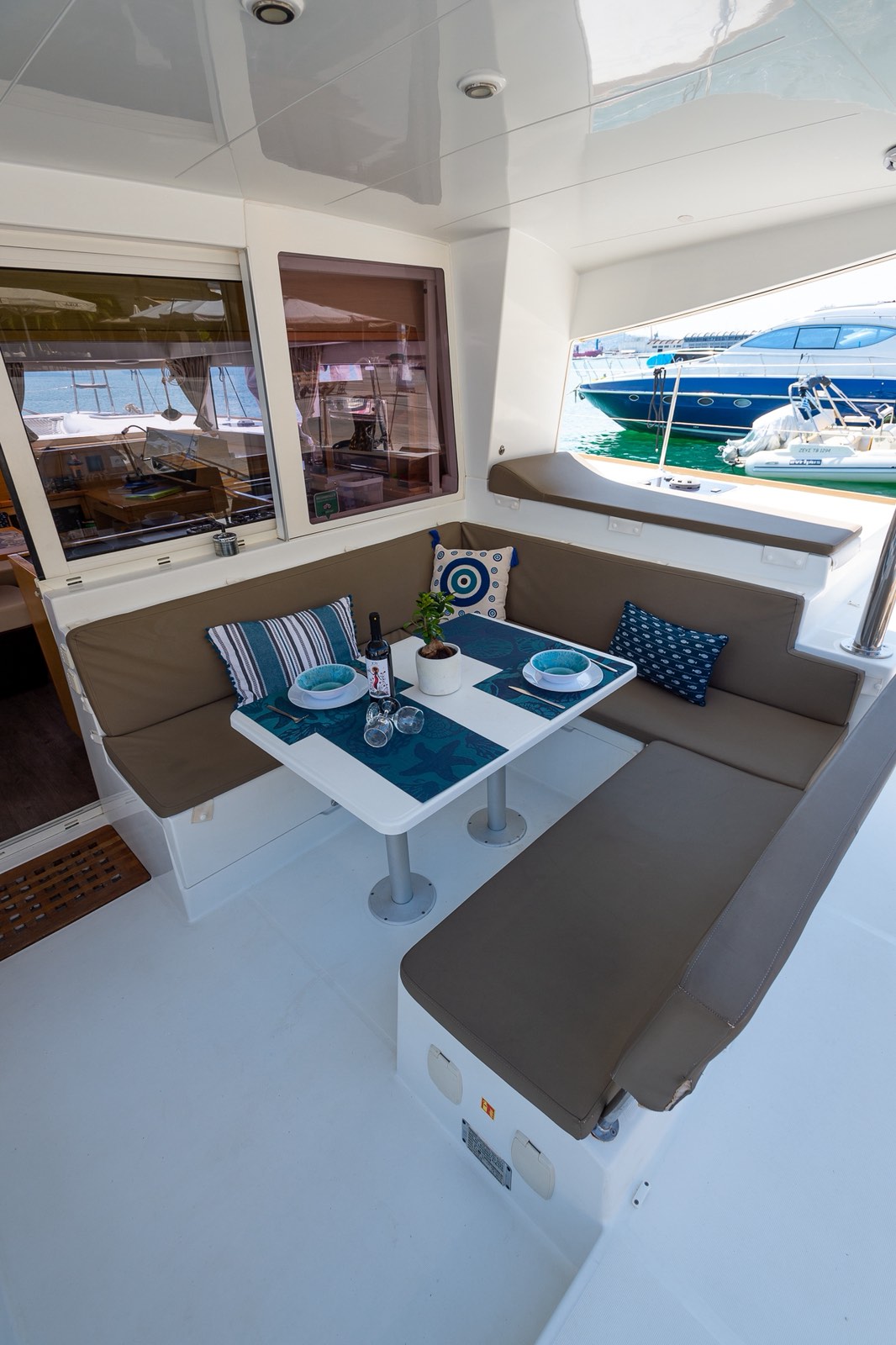 Lagoon 400 S2 — photo 31