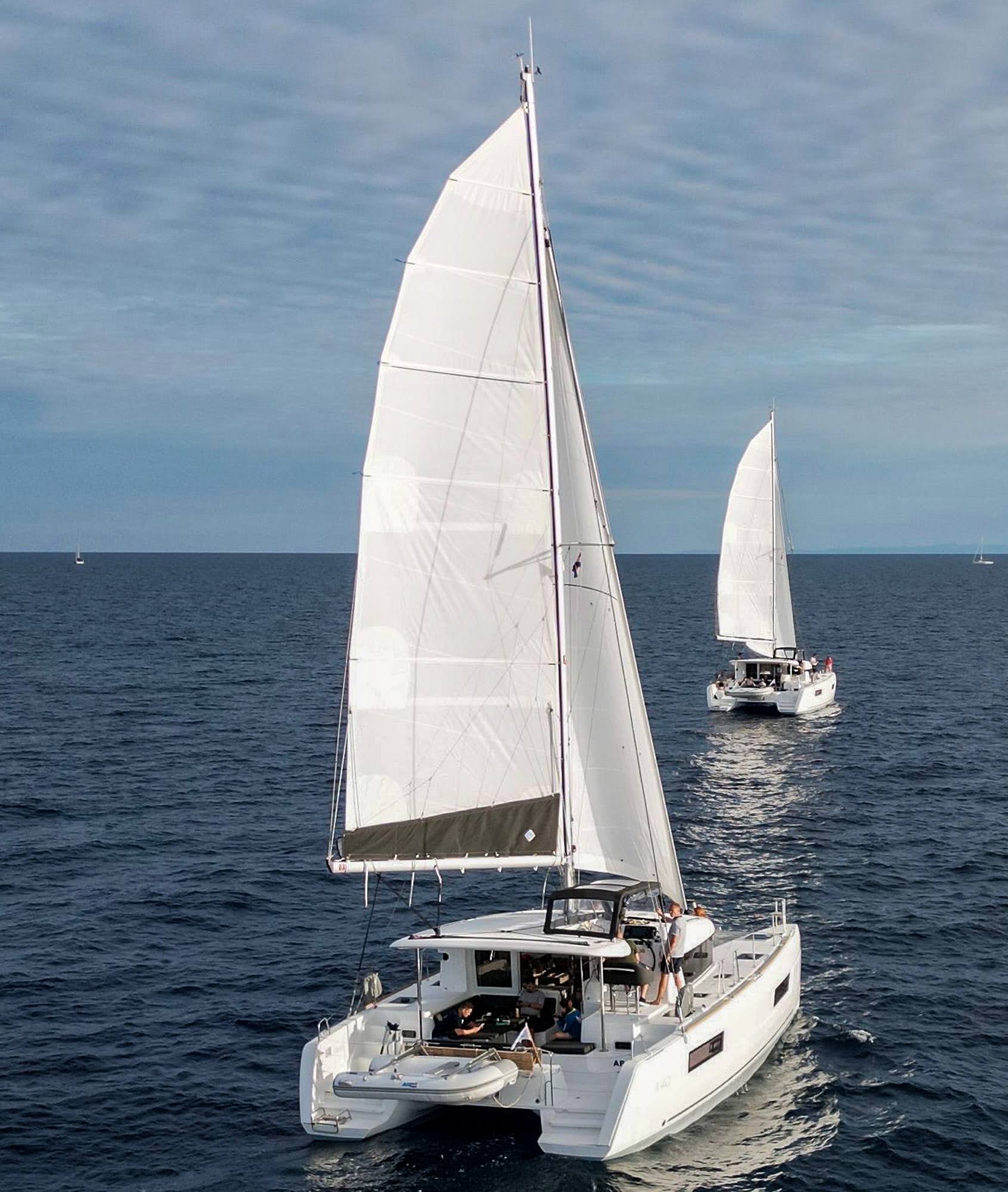 Lagoon 40 — photo 11