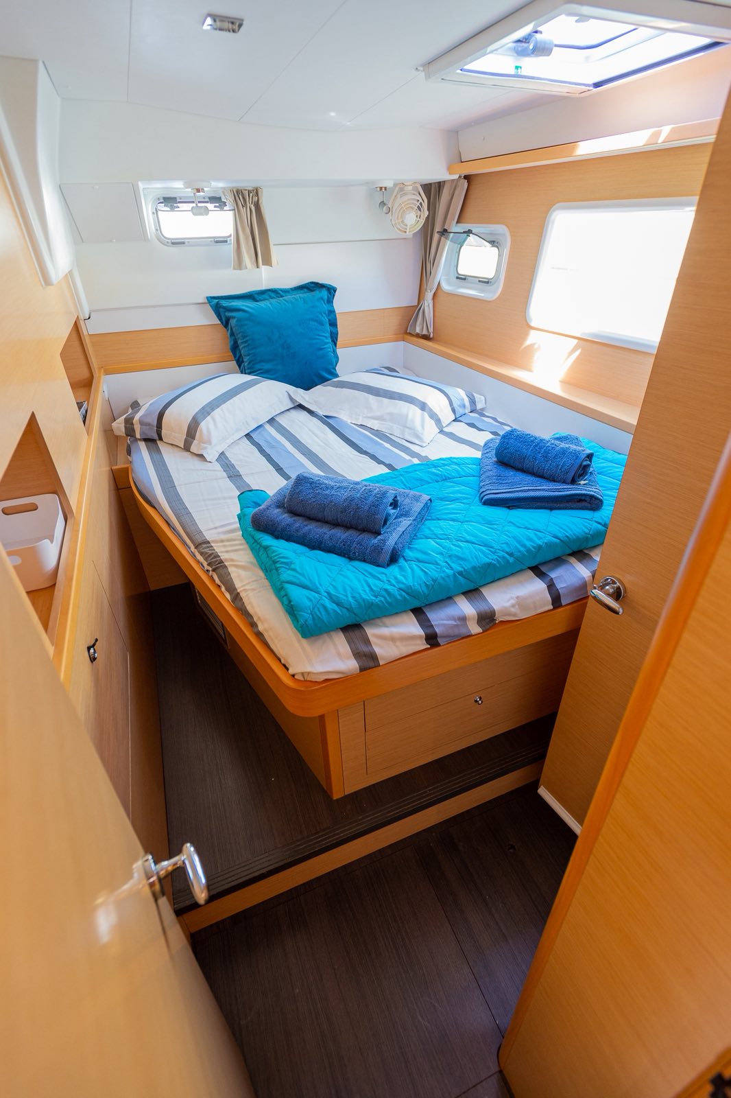 Lagoon 400 S2 — photo 23