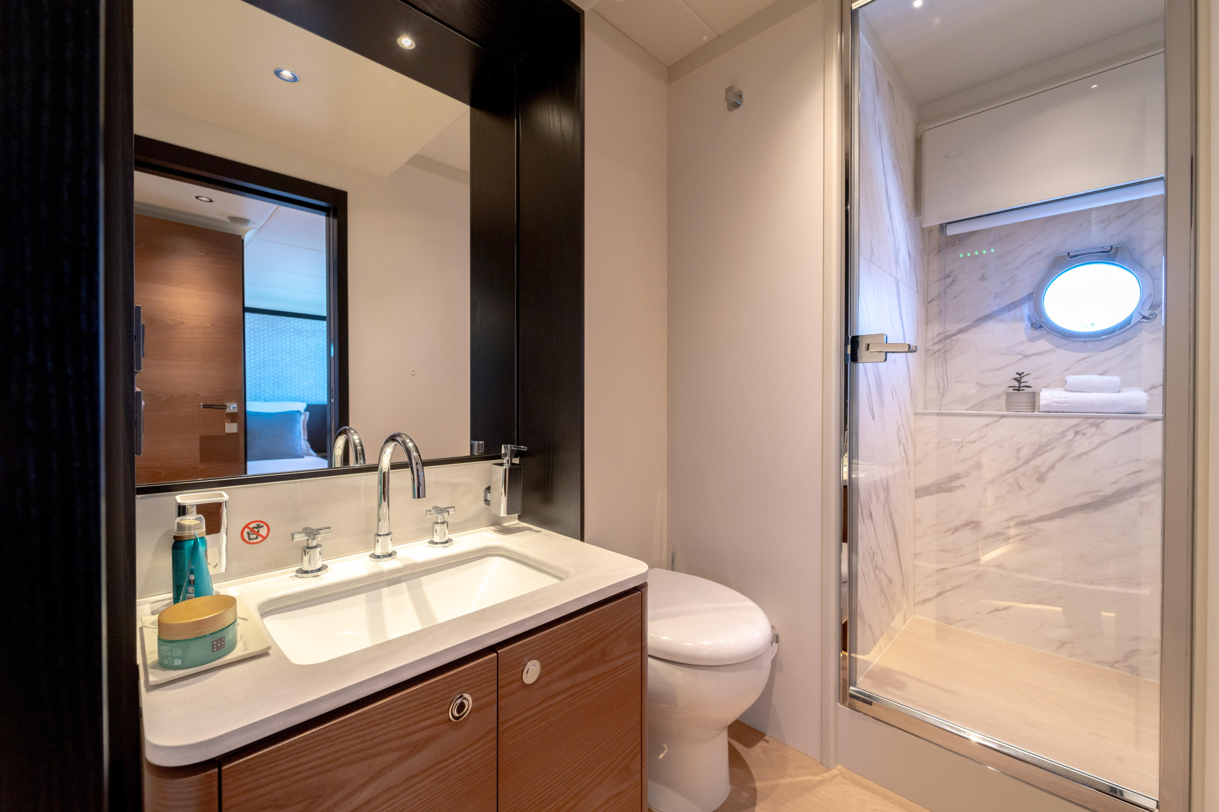 Navetta 64 — photo 34