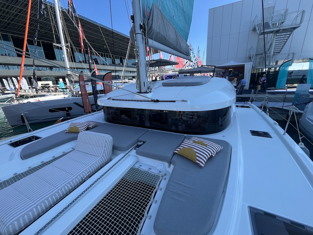 Lagoon 38 — photo 17