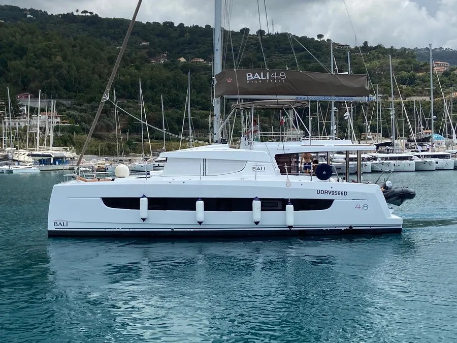 Bali 4.8 Anna — photo 1
