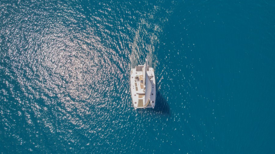 Lagoon 450 — photo 22
