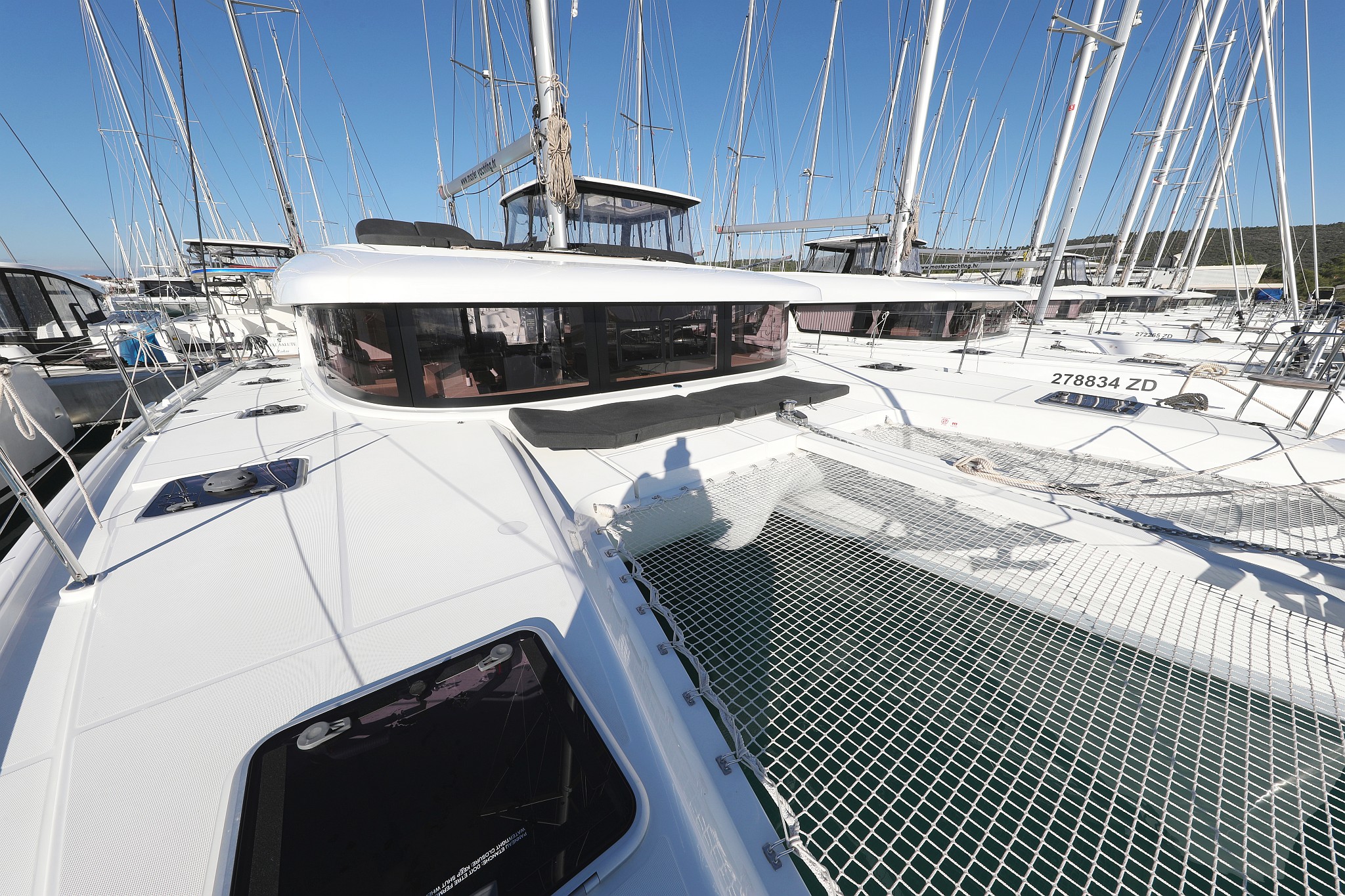 Lagoon 42 — photo 23