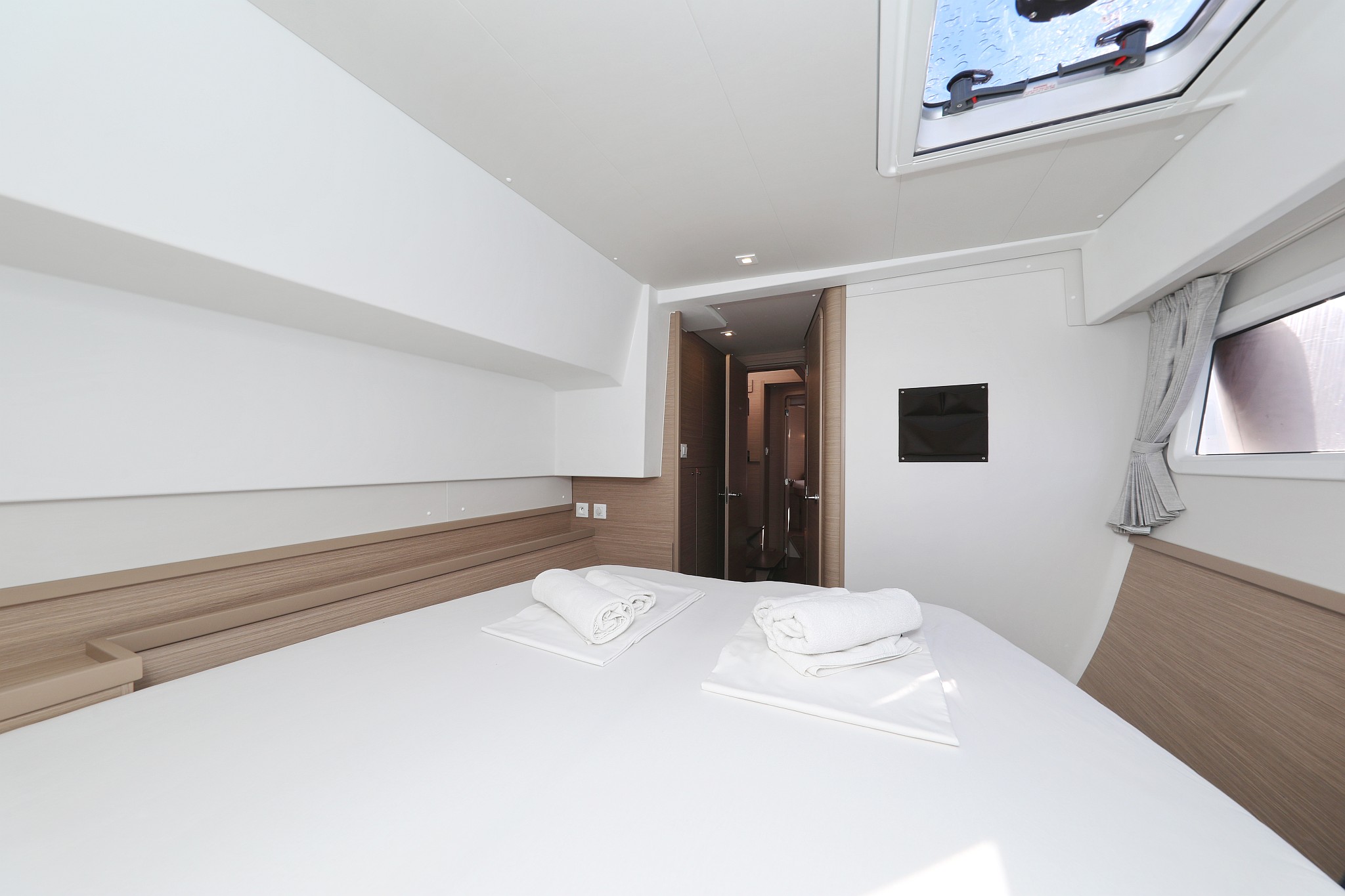 Lagoon 42 — photo 16