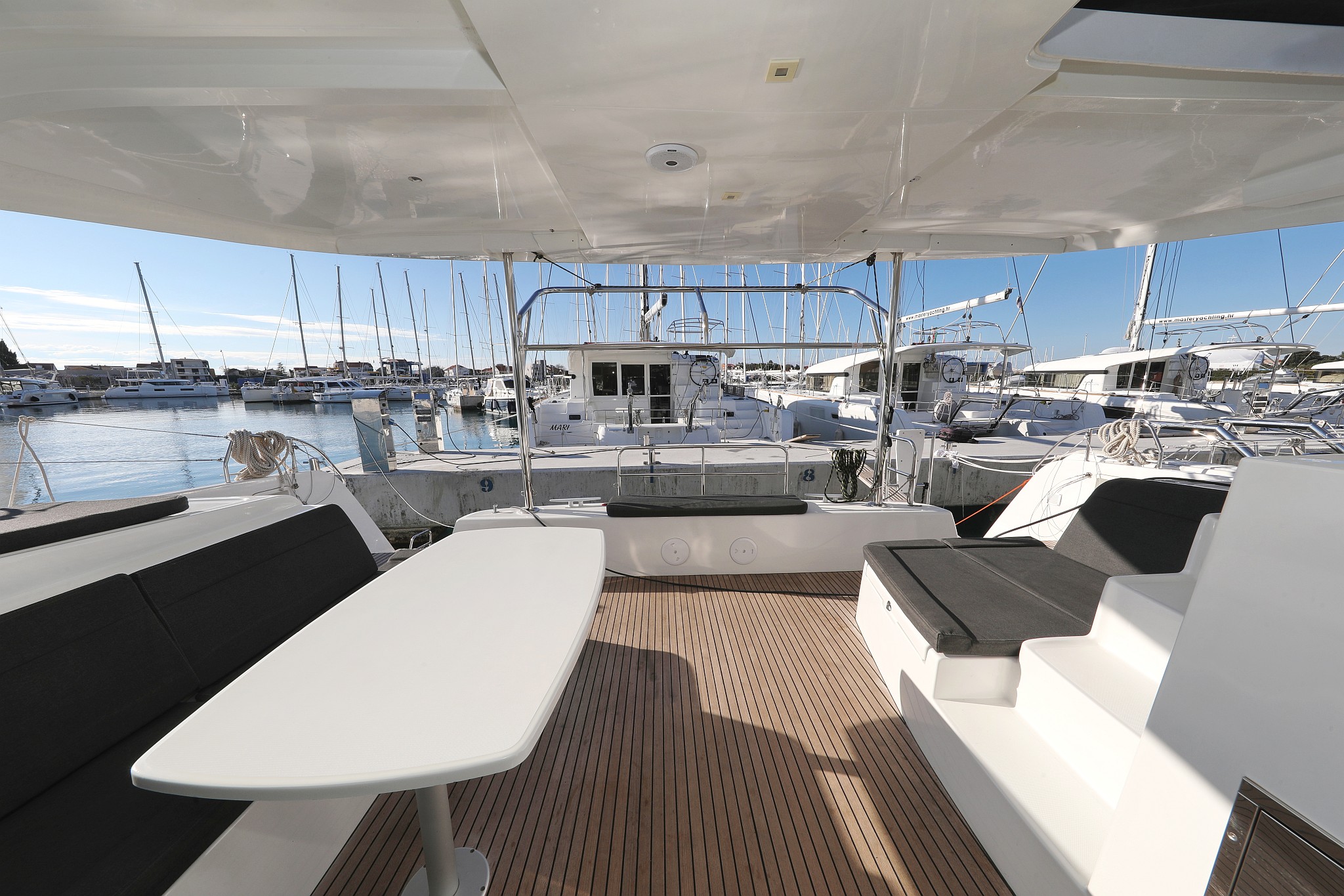 Lagoon 42 — photo 27