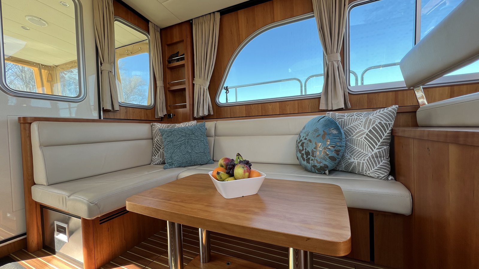 Linssen Grand Sturdy 40.0 Sedan — photo 10