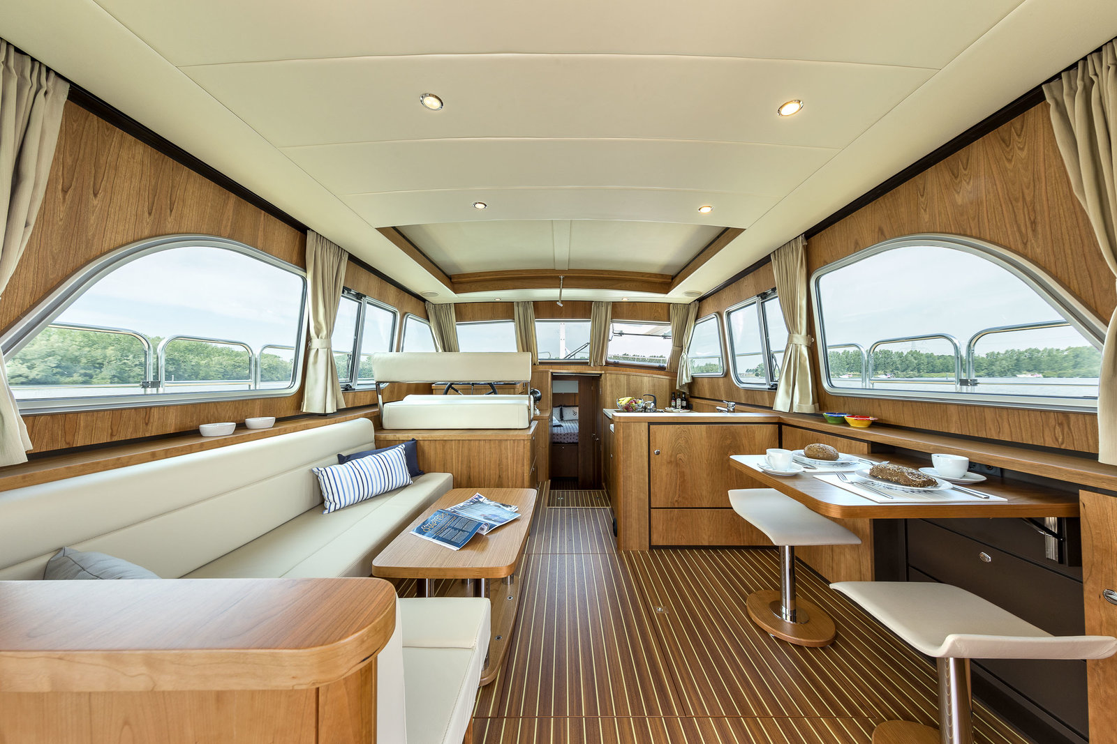 Linssen Grand Sturdy 40.0 Sedan — photo 15