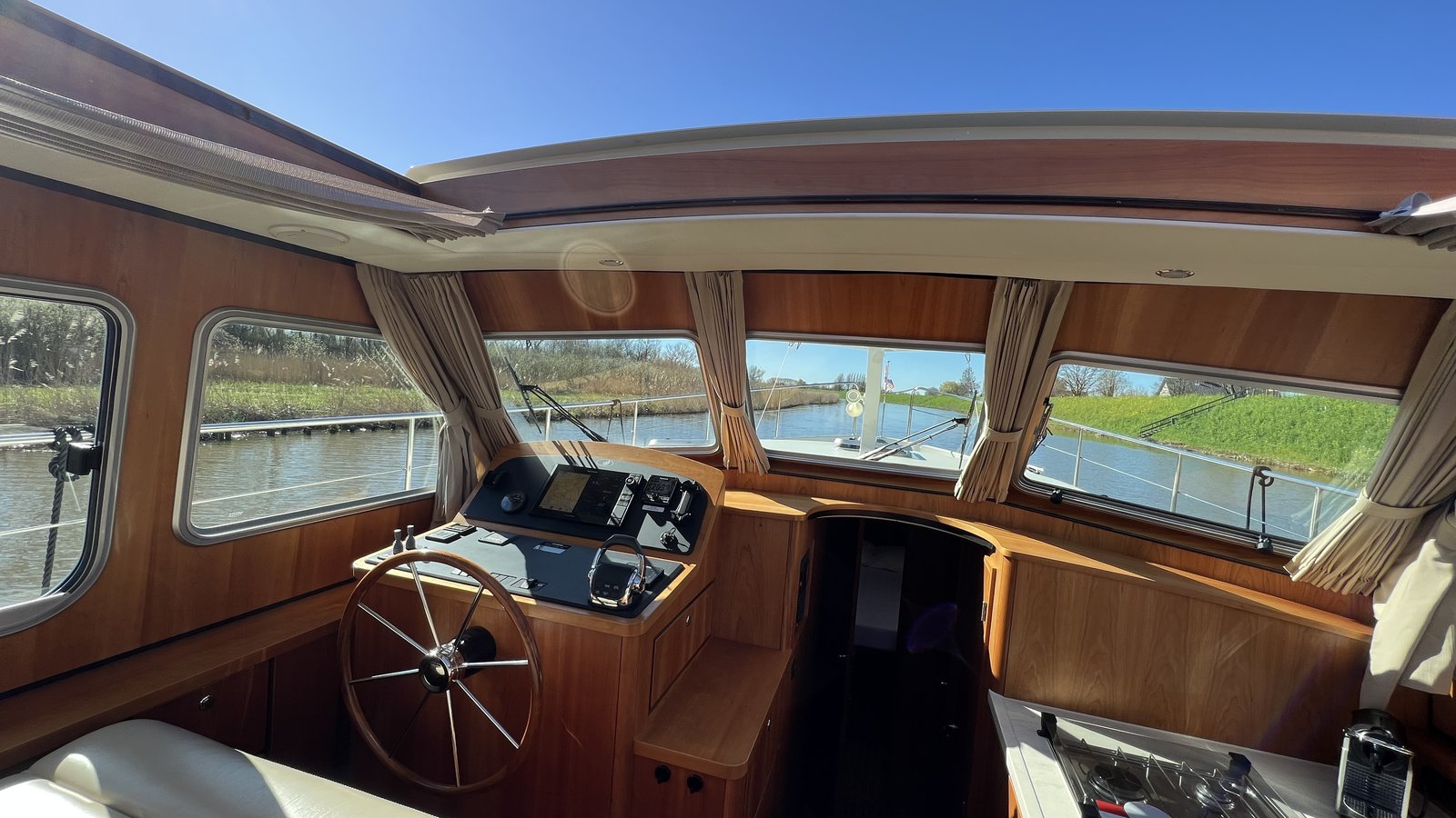 Linssen Grand Sturdy 40.0 Sedan — photo 25