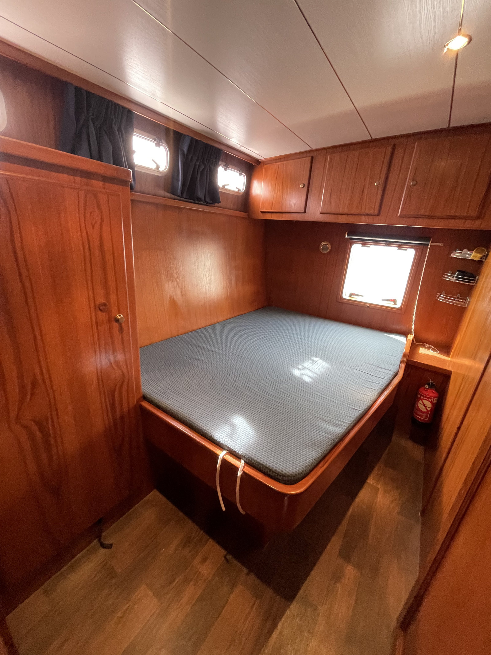 Vri-Jon Contessa 45 — photo 2