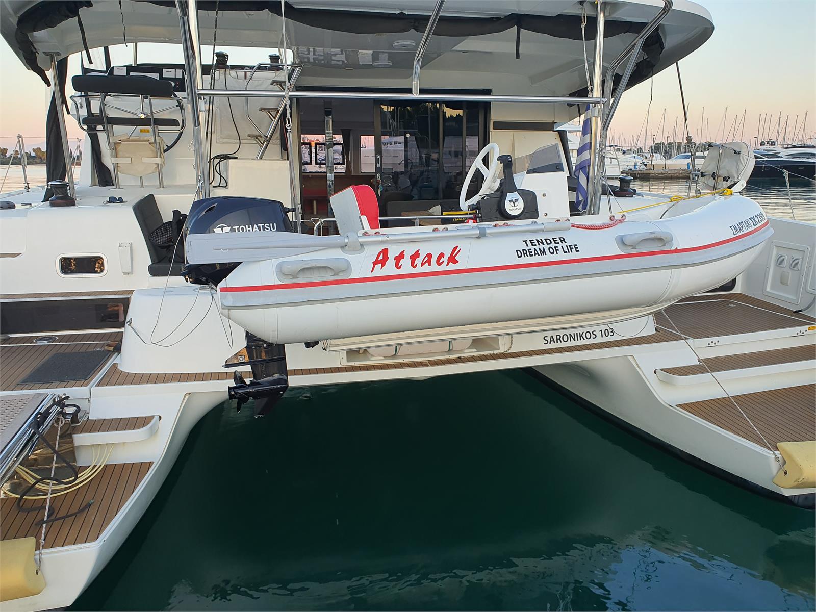 Lagoon 42 — photo 19