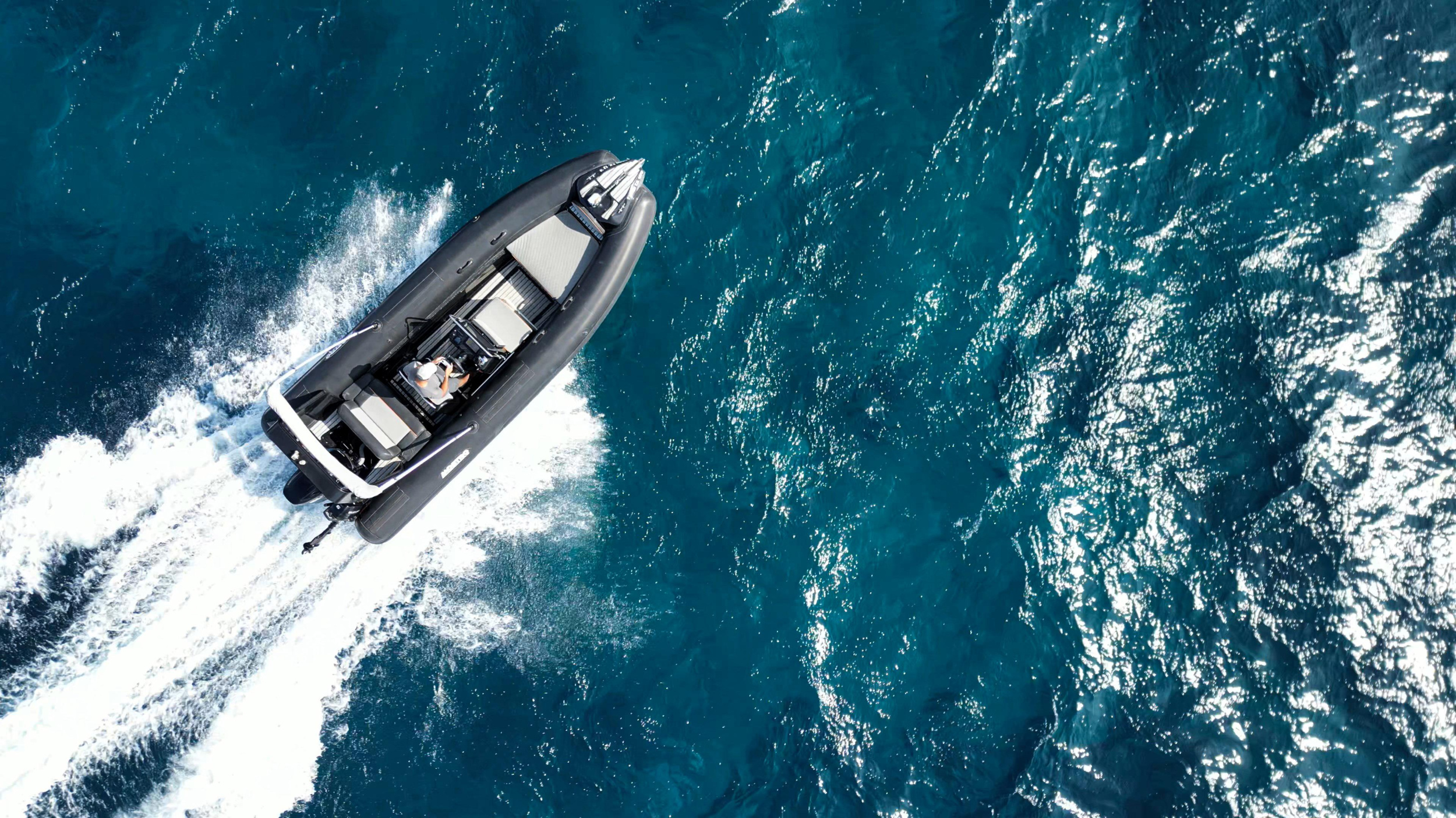 Mostro Offshore 621 — photo 2