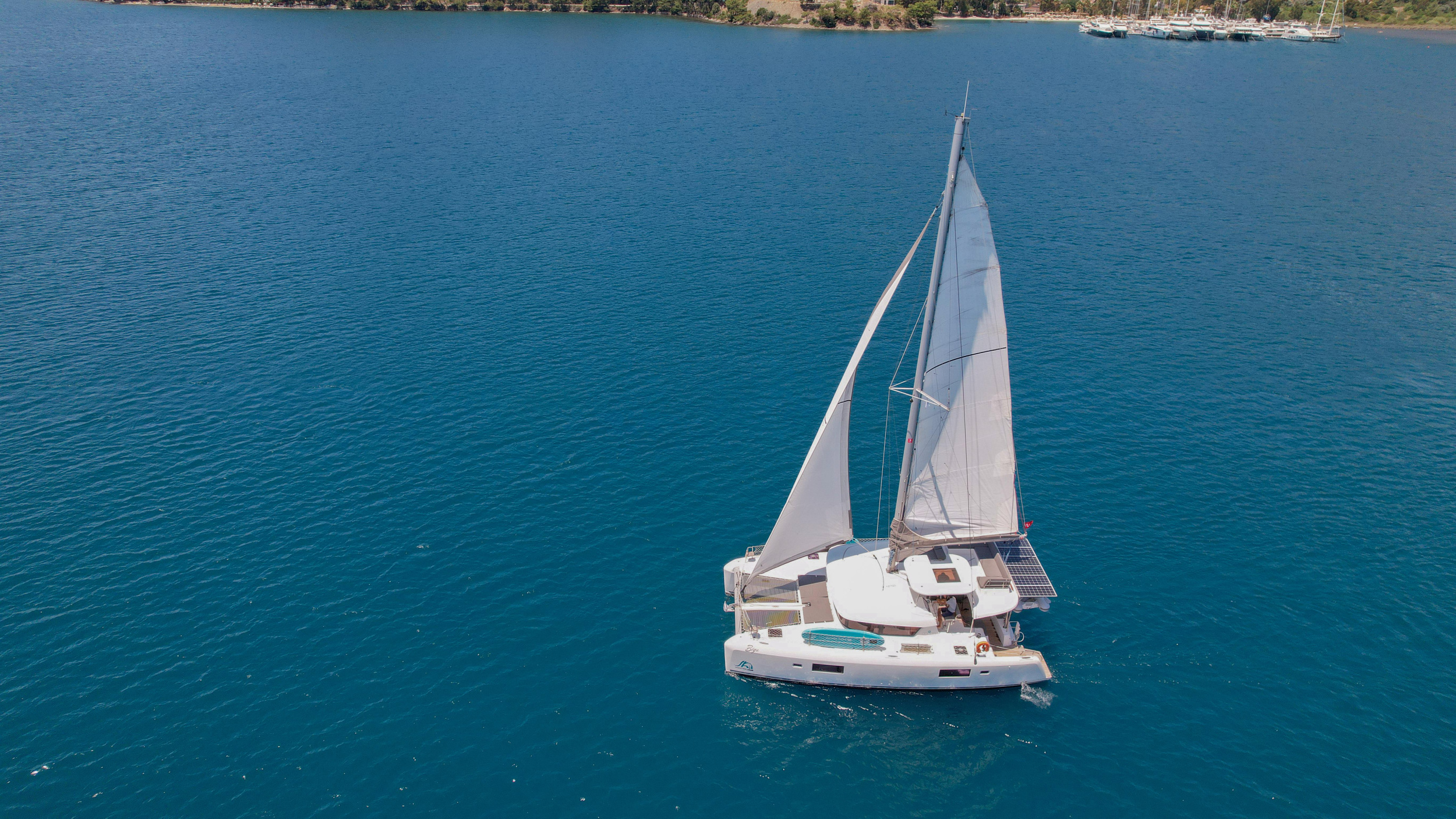 Lagoon 42 — photo 16