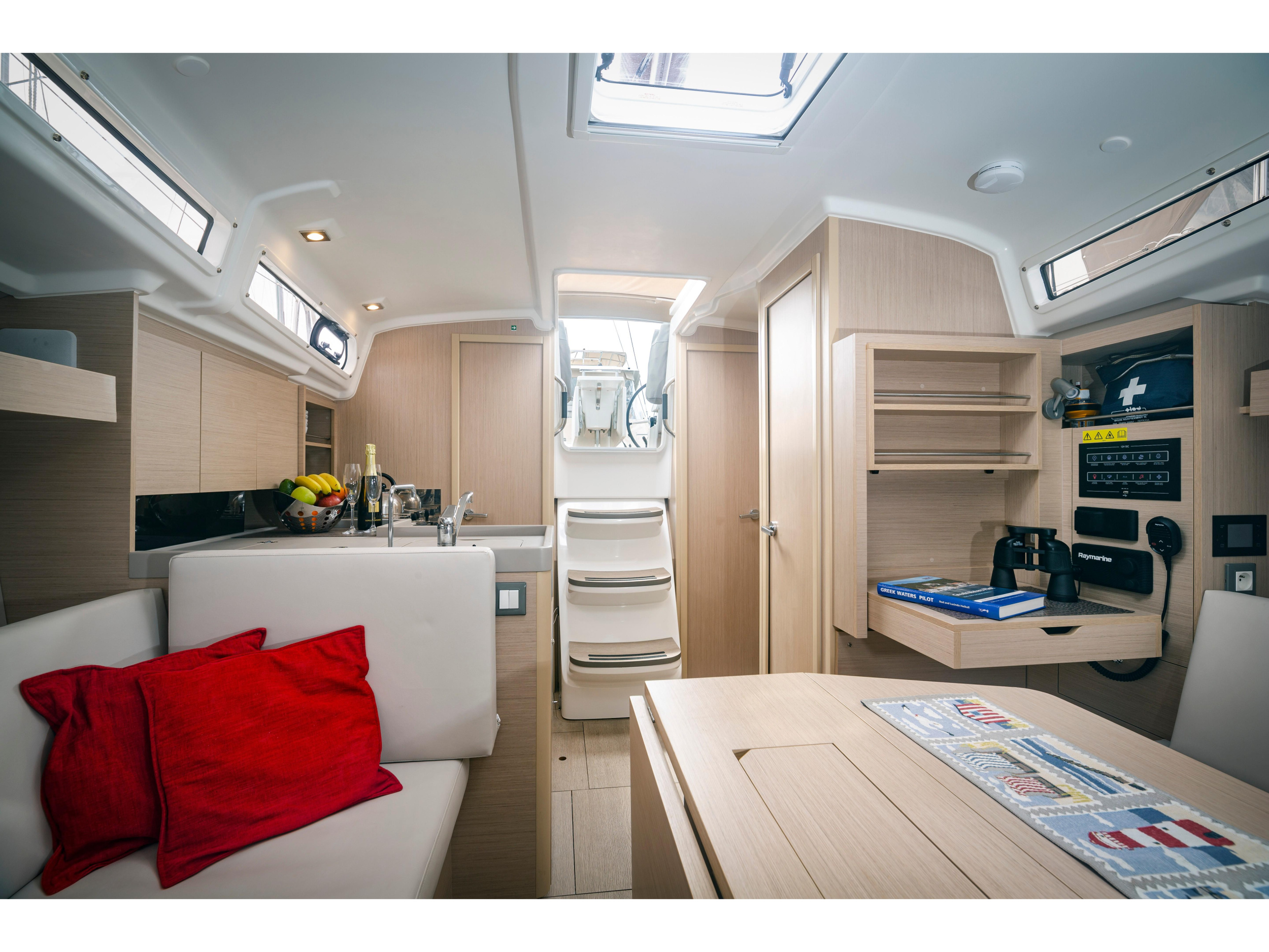 Oceanis 34.1 — photo 8