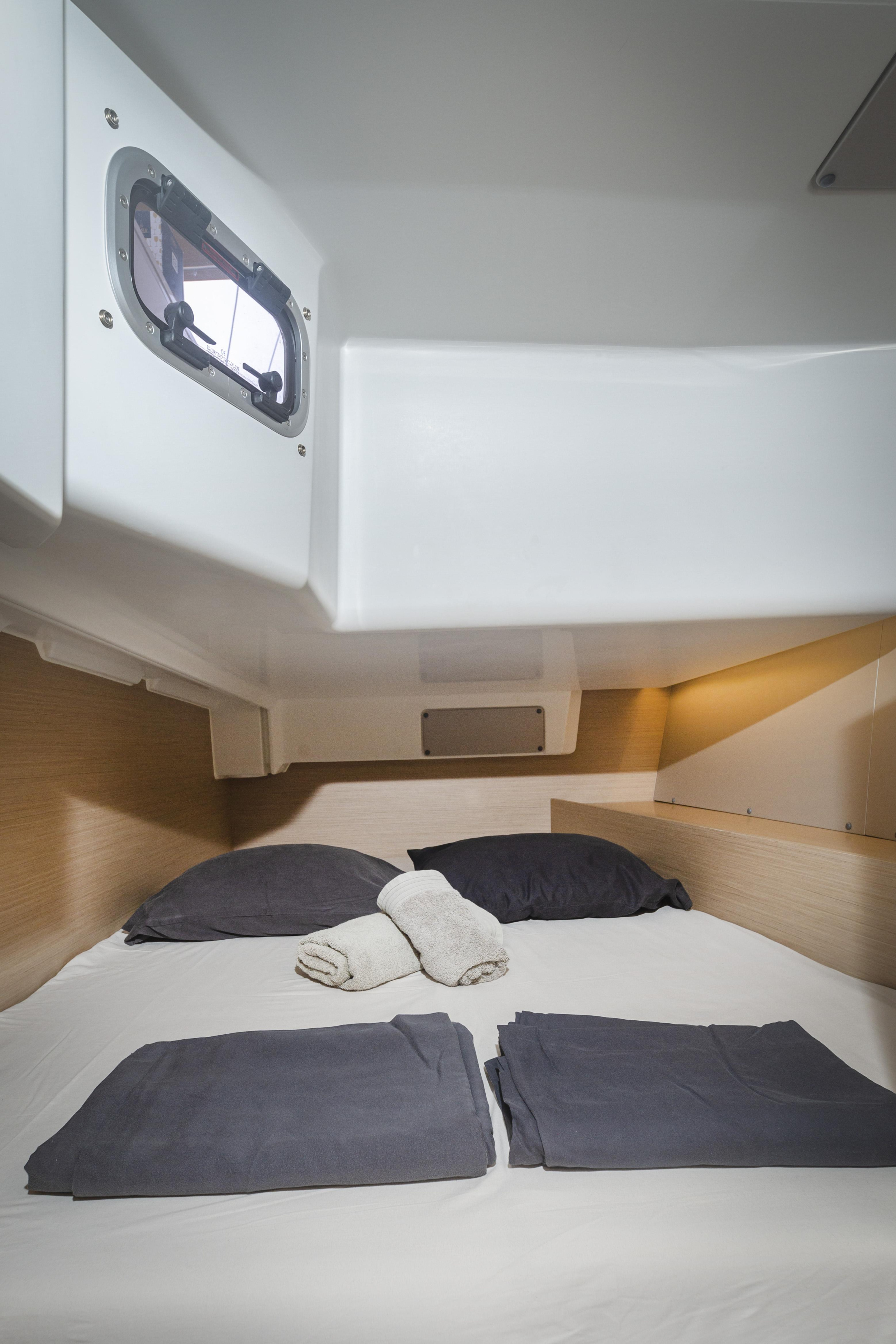 Oceanis 34.1 — photo 18