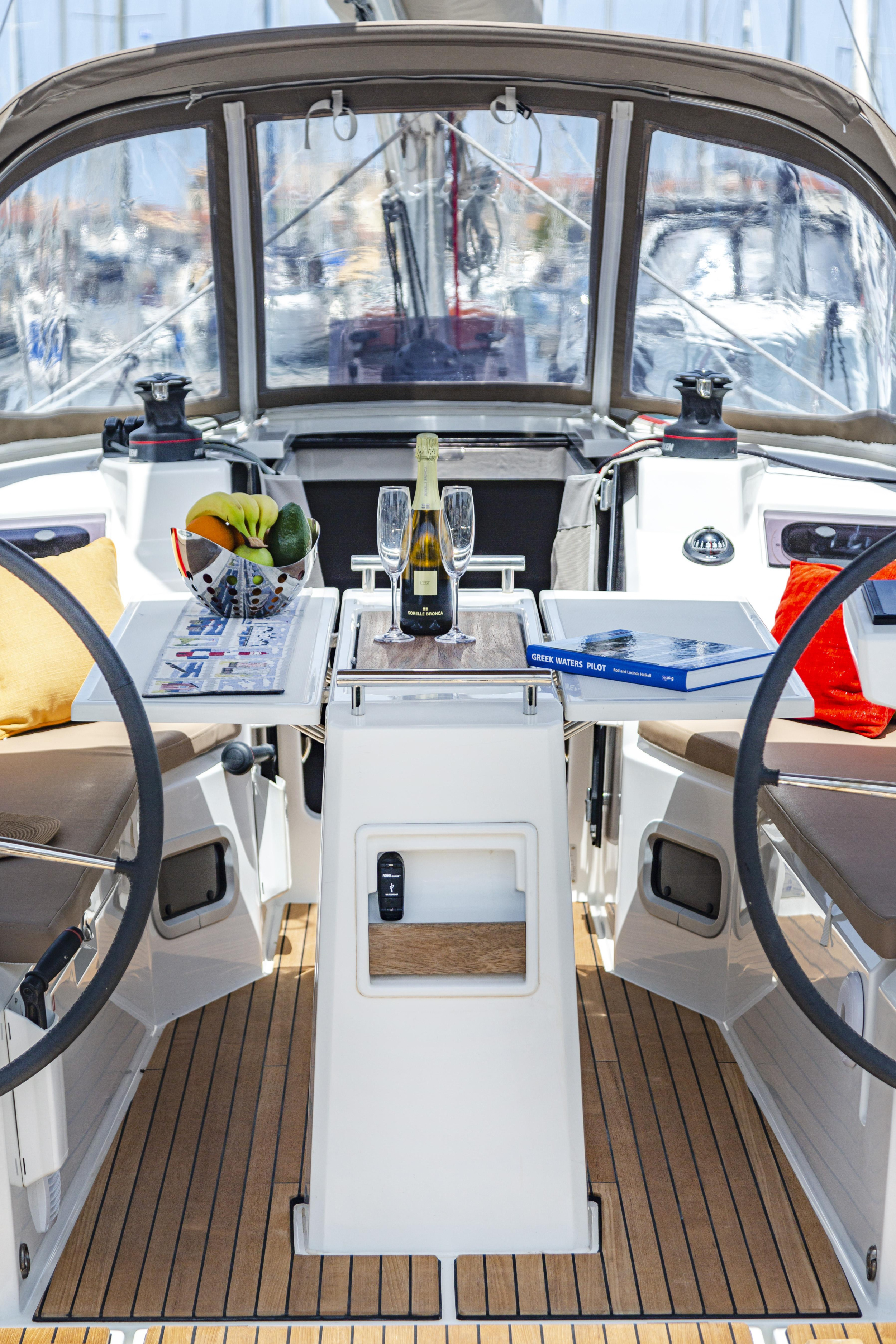 Oceanis 34.1 — photo 4