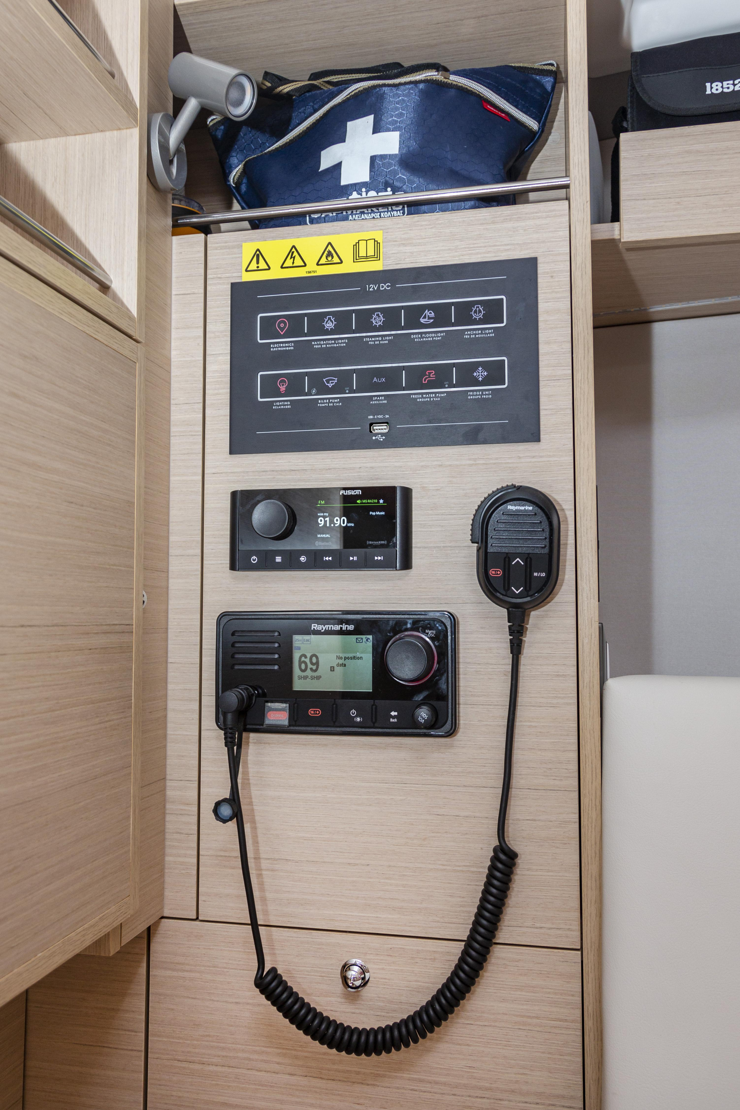 Oceanis 34.1 — photo 29