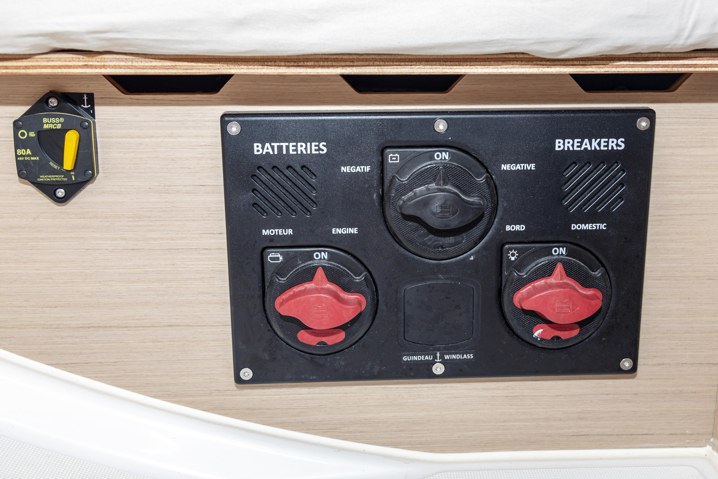 Oceanis 34.1 — photo 11