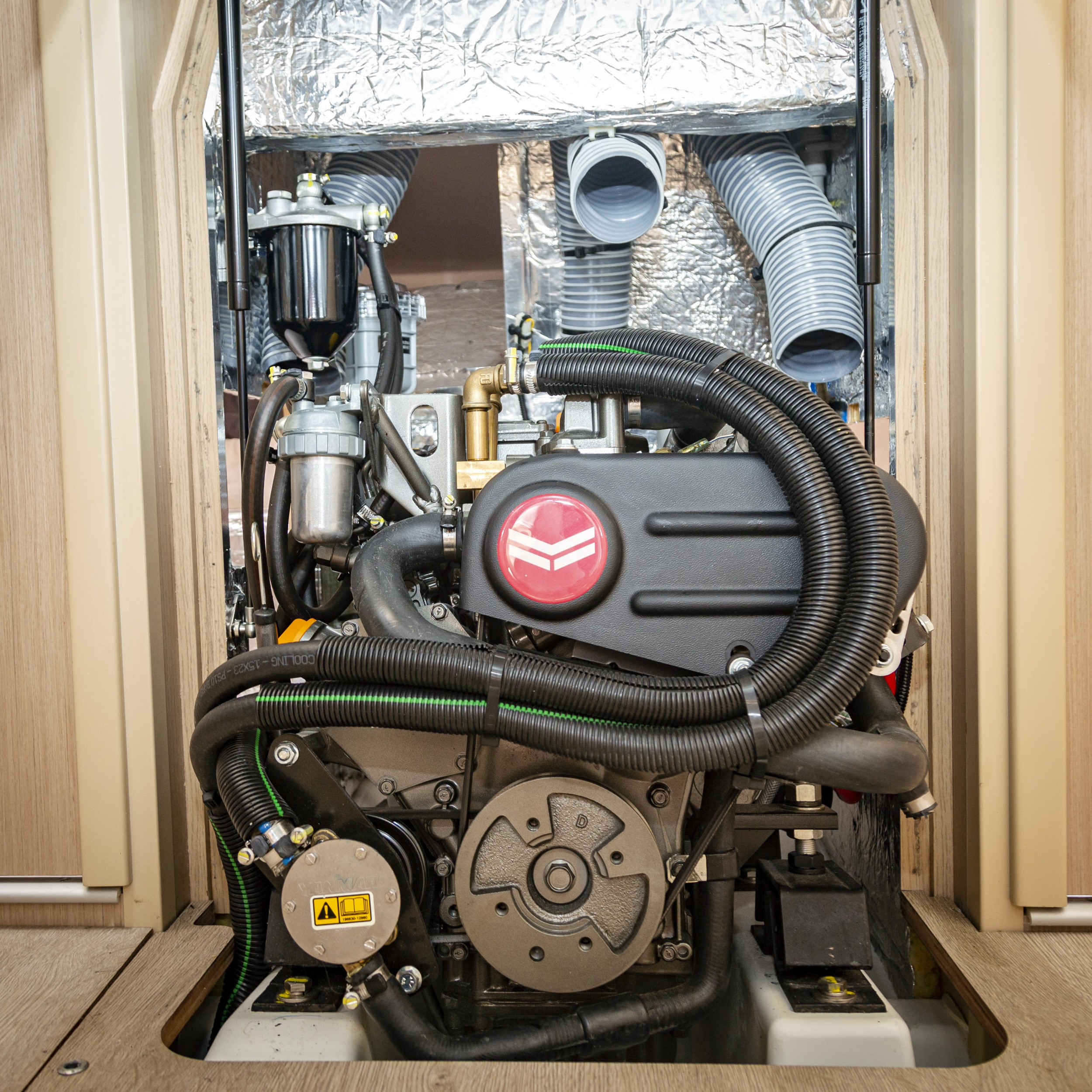Oceanis 34.1 — photo 19