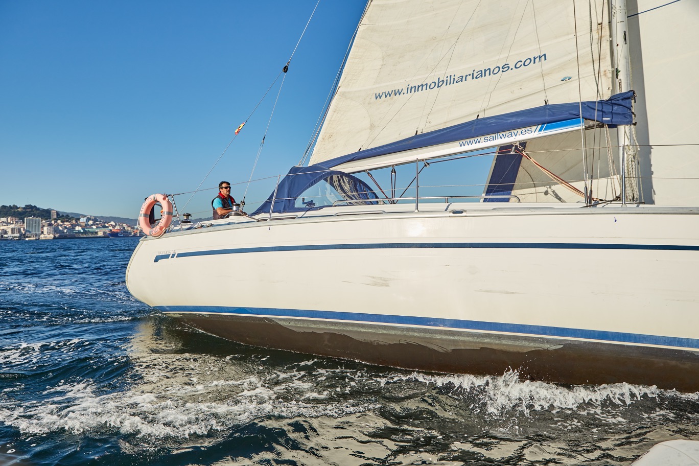 Bavaria 38 — photo 15
