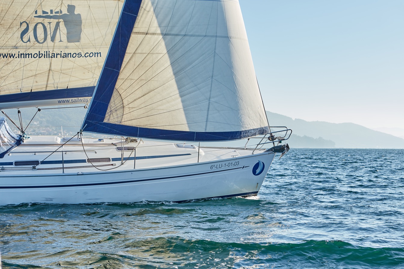 Bavaria 38 — photo 19