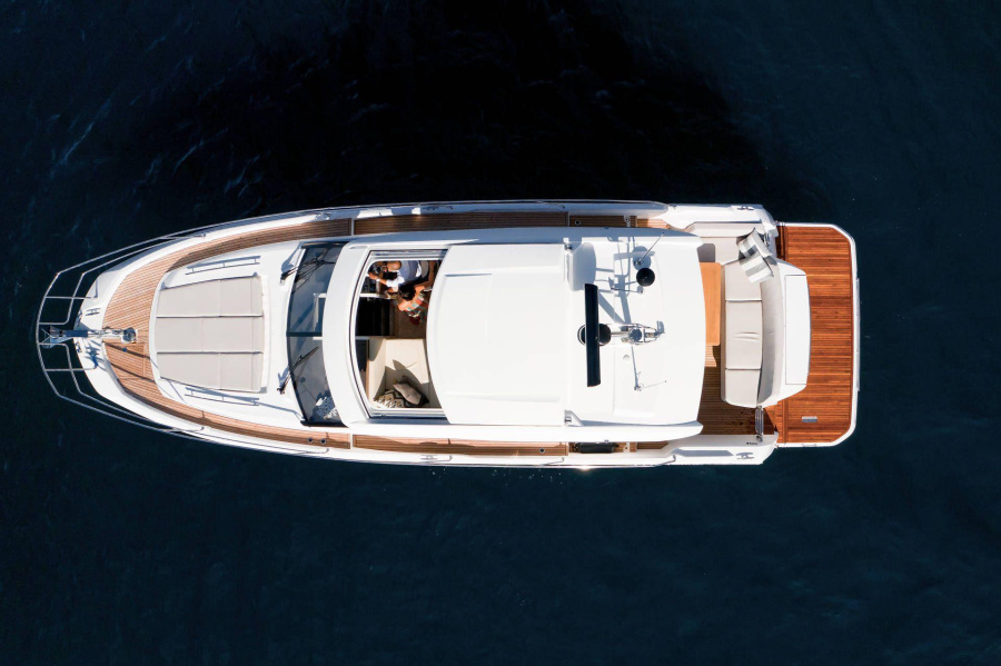 Prestige 420 S — photo 46