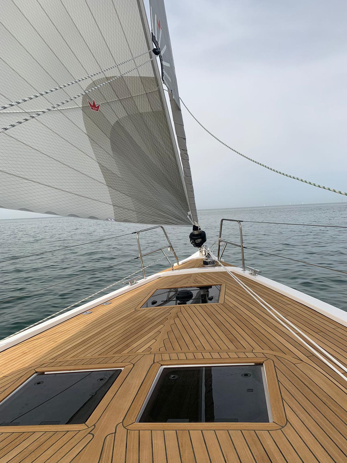 Bavaria C57 — photo 28