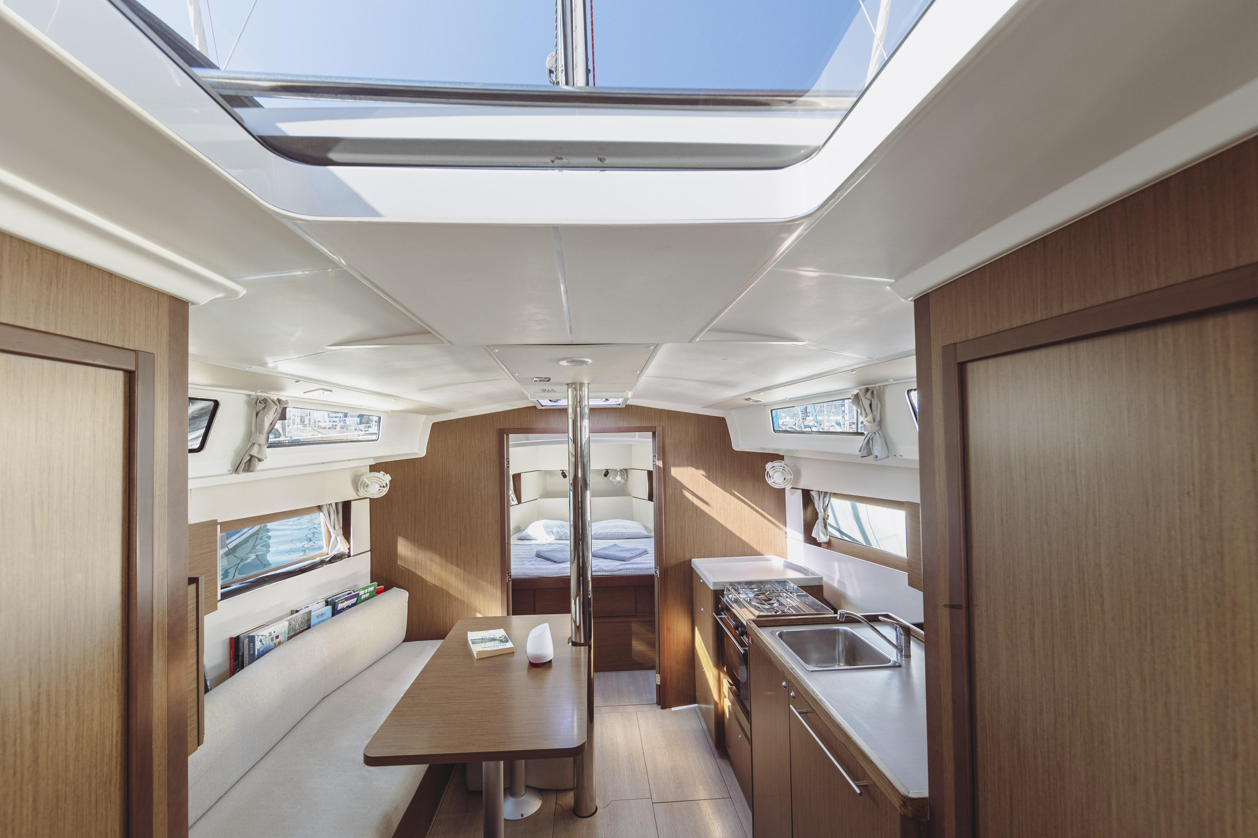 Oceanis 38.1 — photo 8