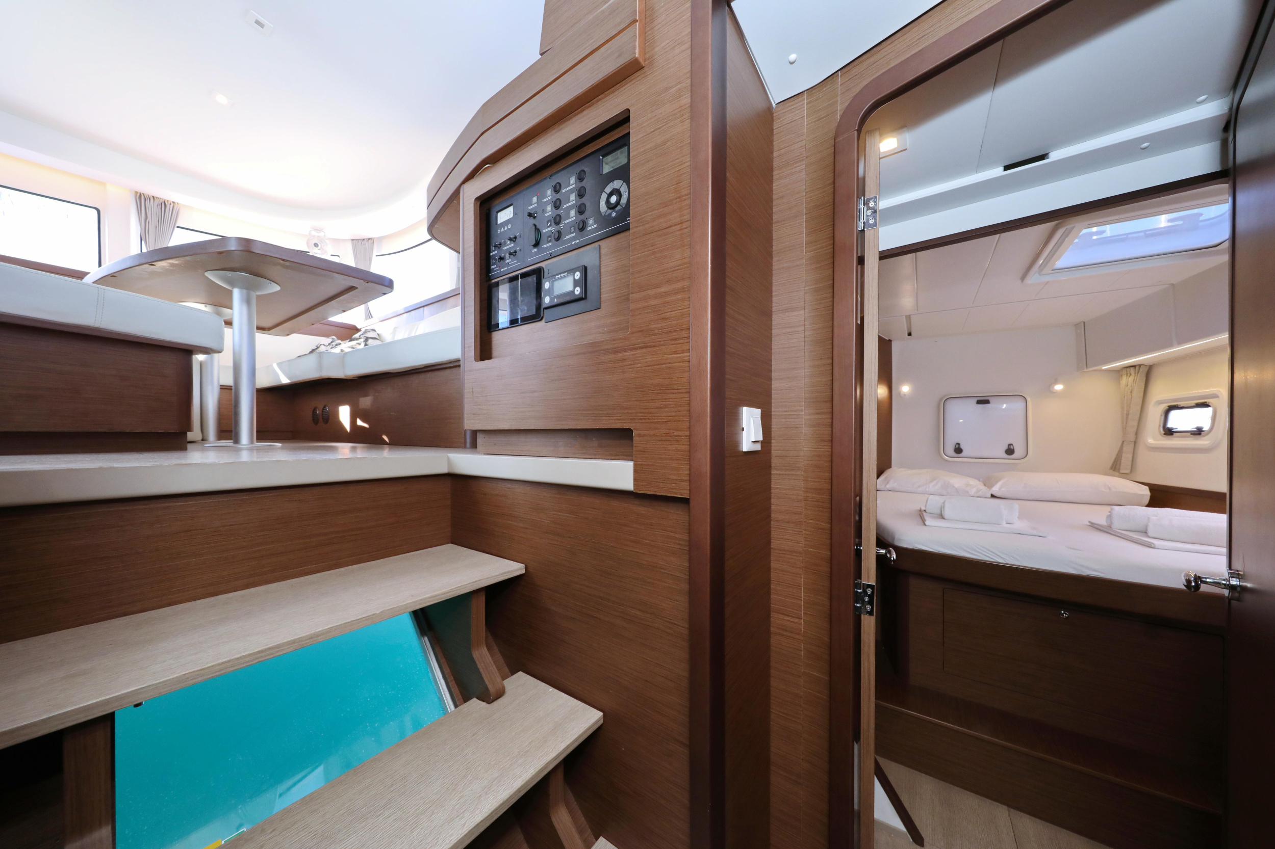 Lagoon 42 — photo 27