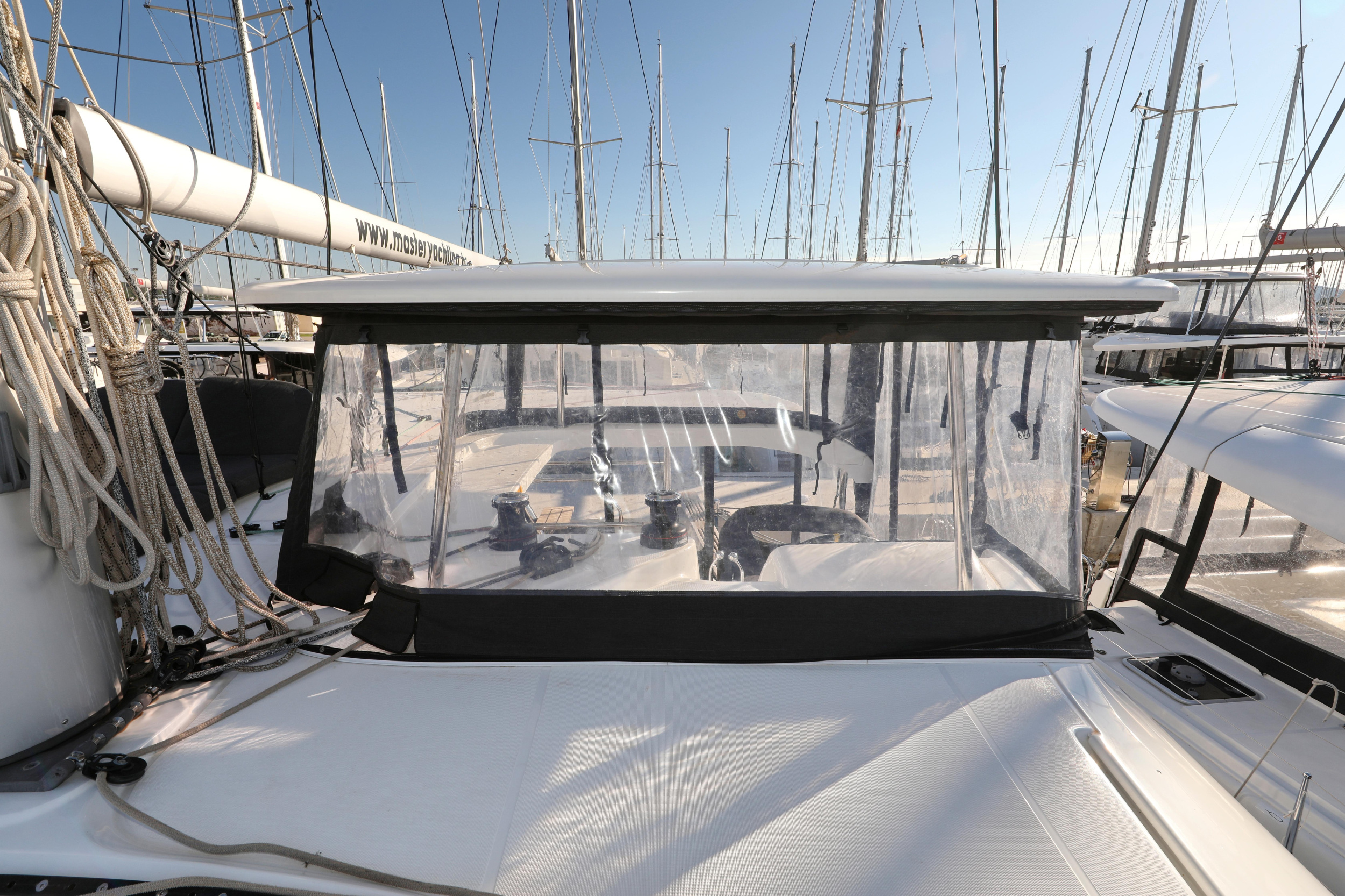 Lagoon 42 — photo 18