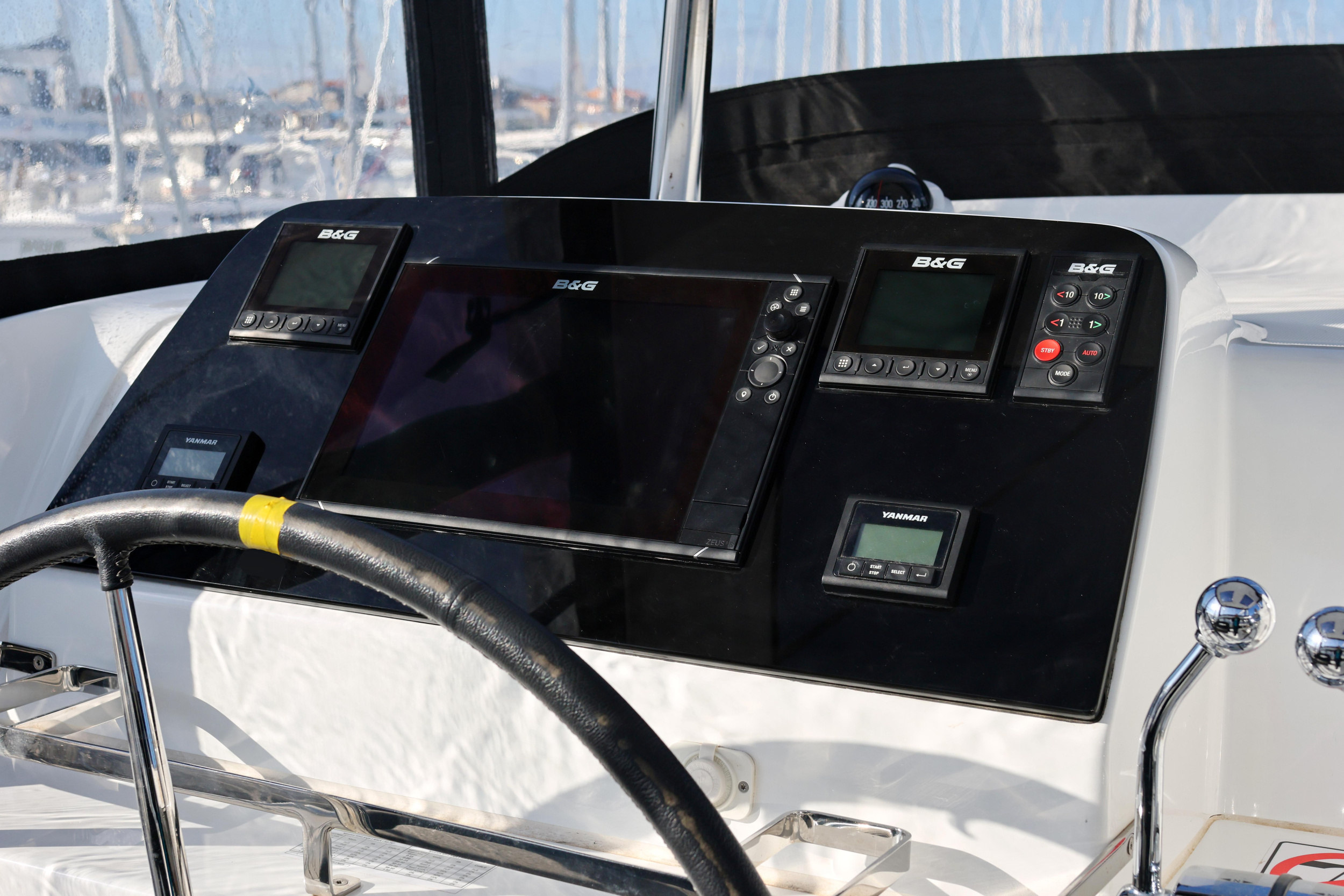 Lagoon 42 — photo 24