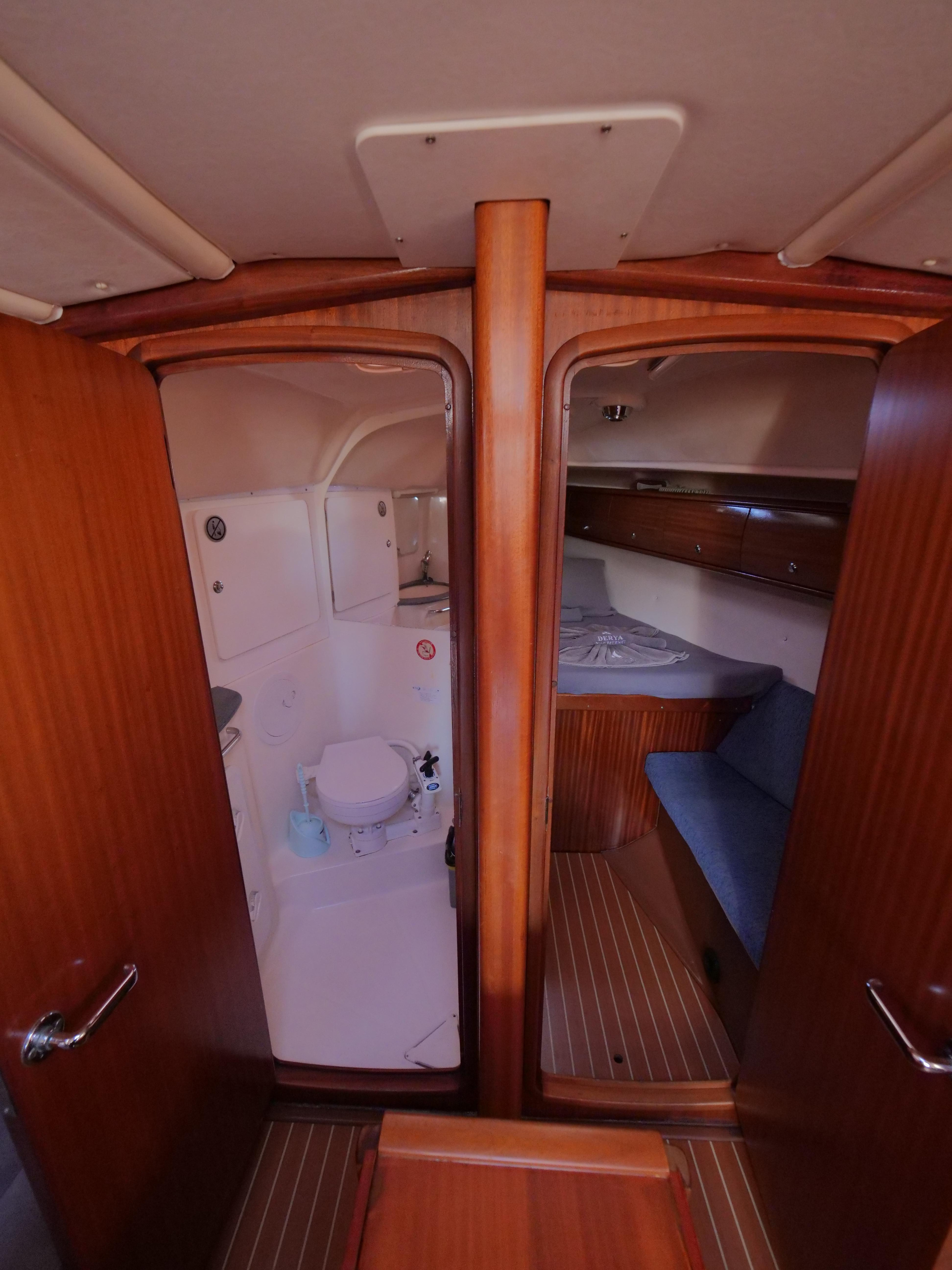Bavaria 36 — photo 5