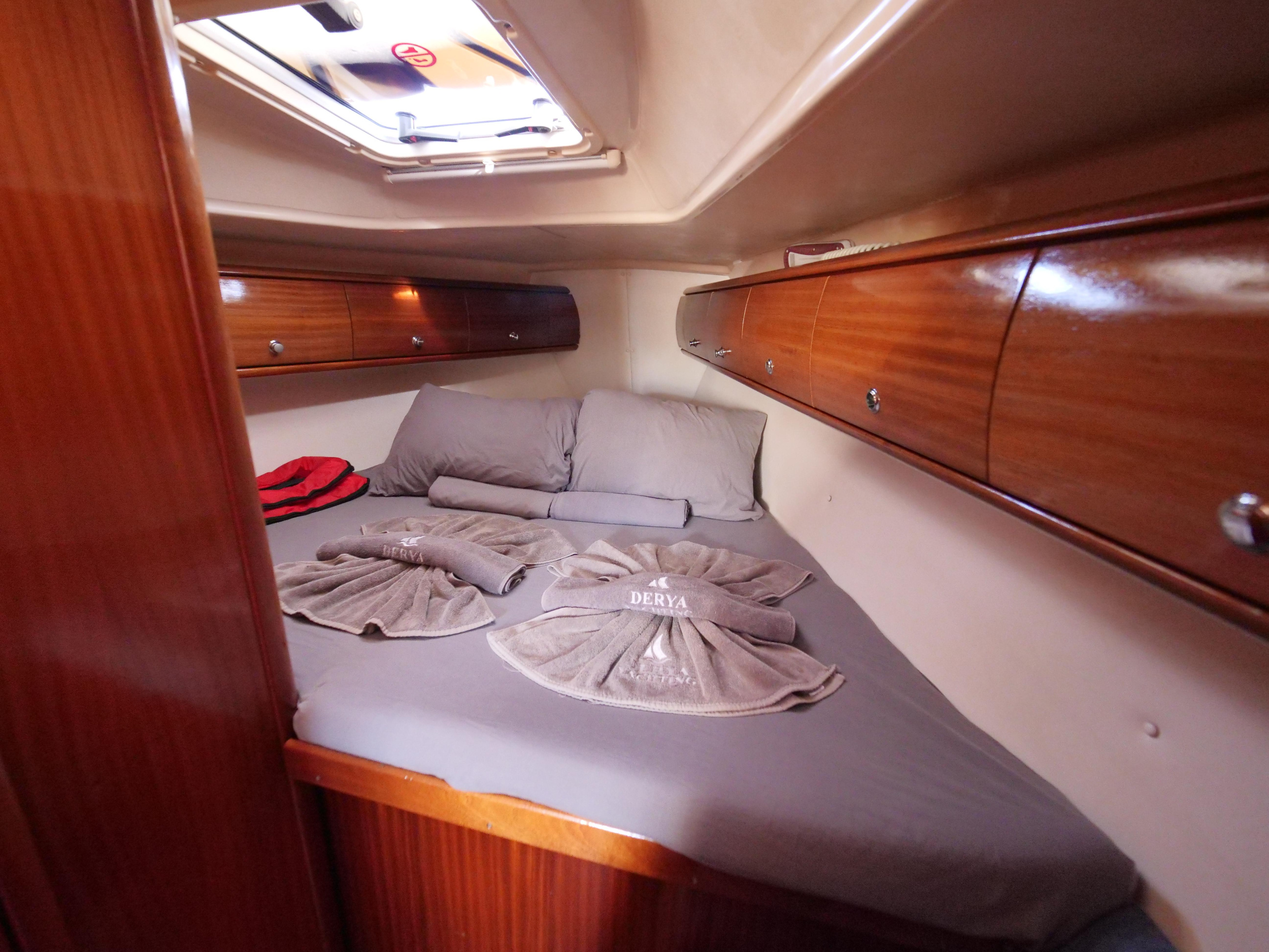 Bavaria 36 — photo 13