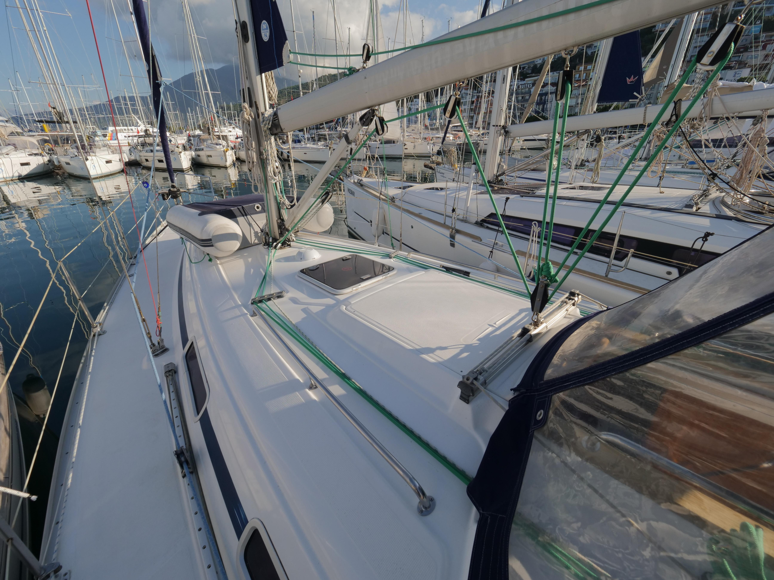 Bavaria 36 — photo 16
