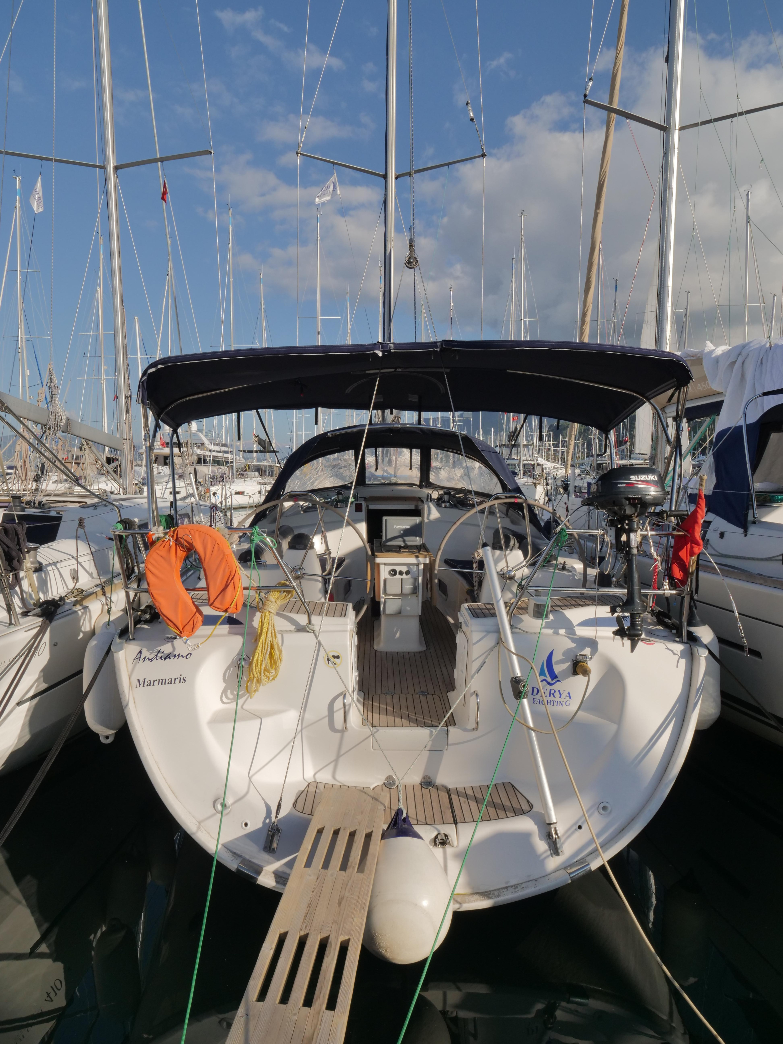 Bavaria 42 — photo 9