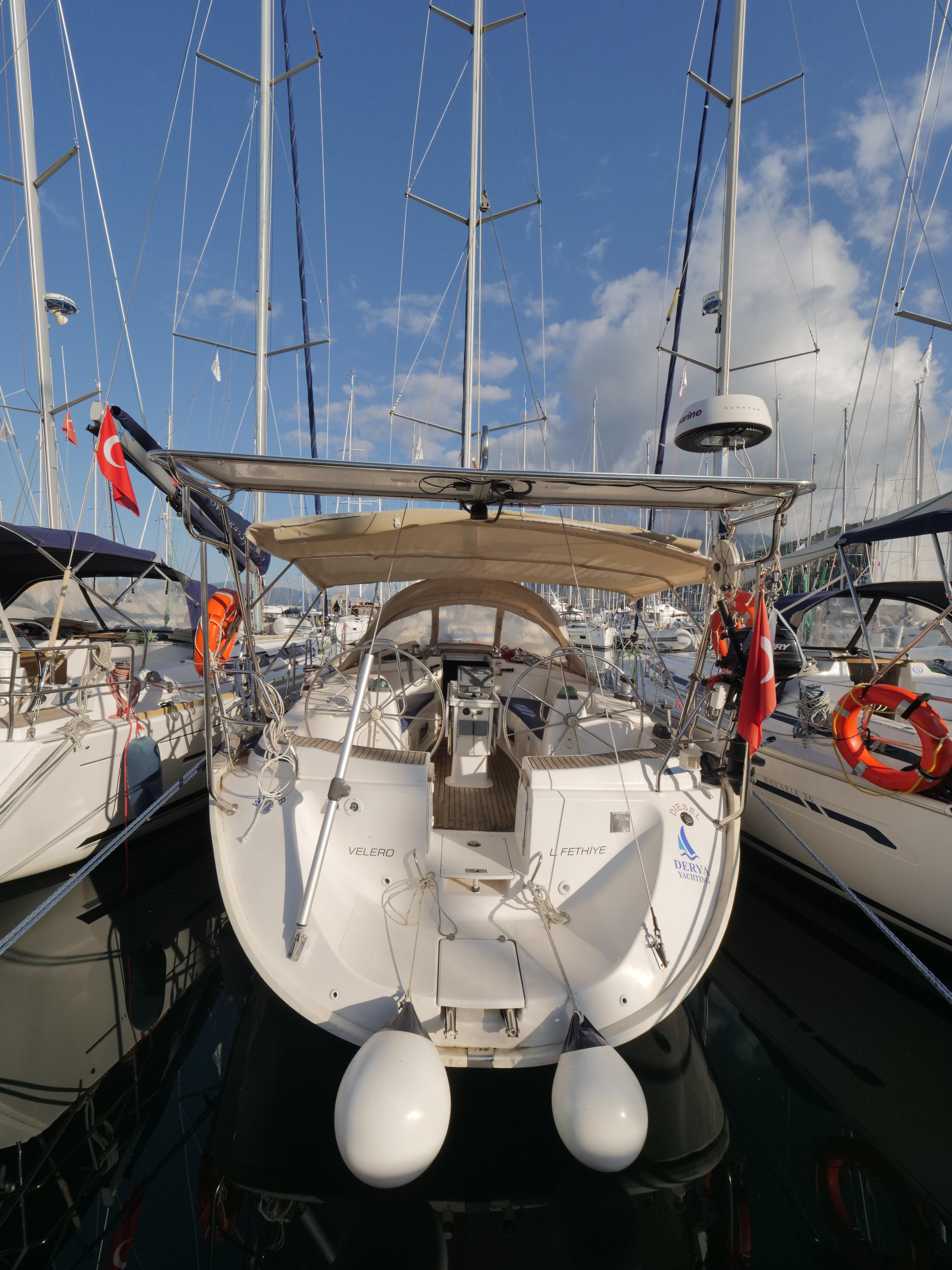 Bavaria 44 — photo 30