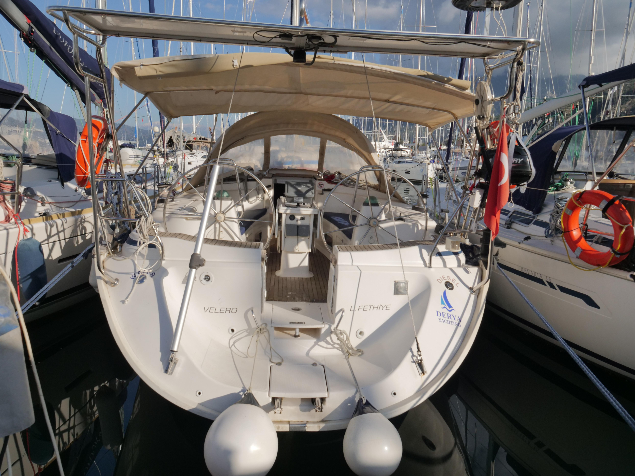 Bavaria 44 — photo 12