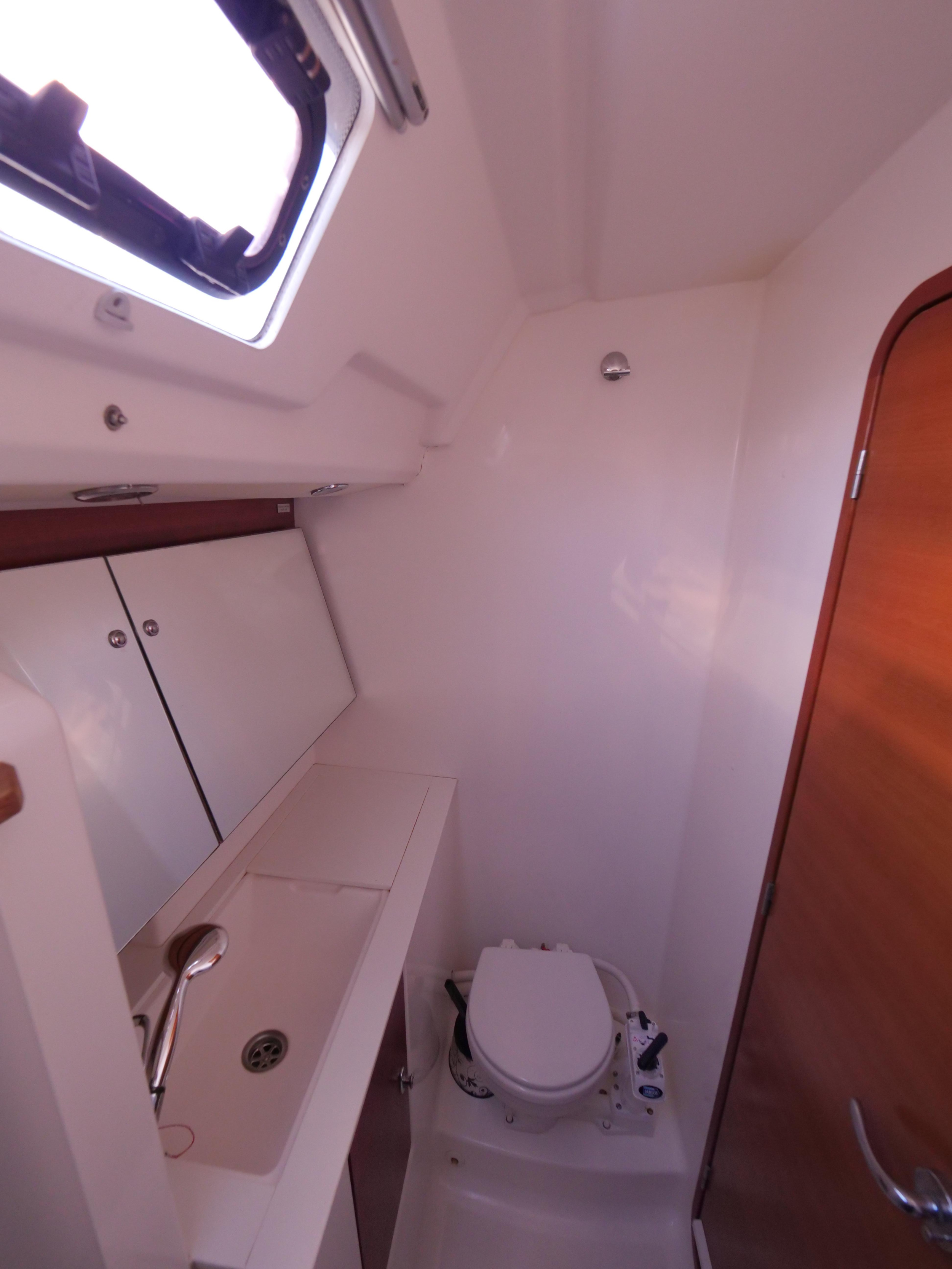 Dufour 445 Grand Large — photo 7