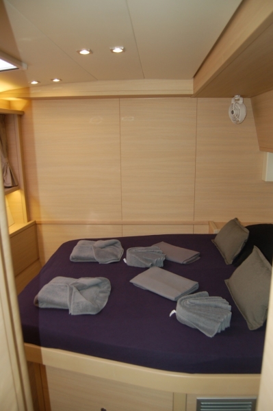 Lagoon 620 — photo 14