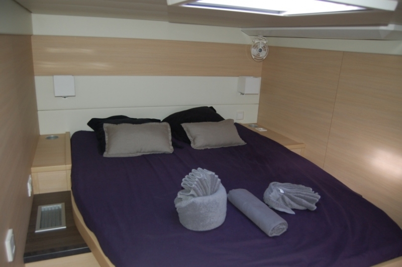 Lagoon 620 — photo 29