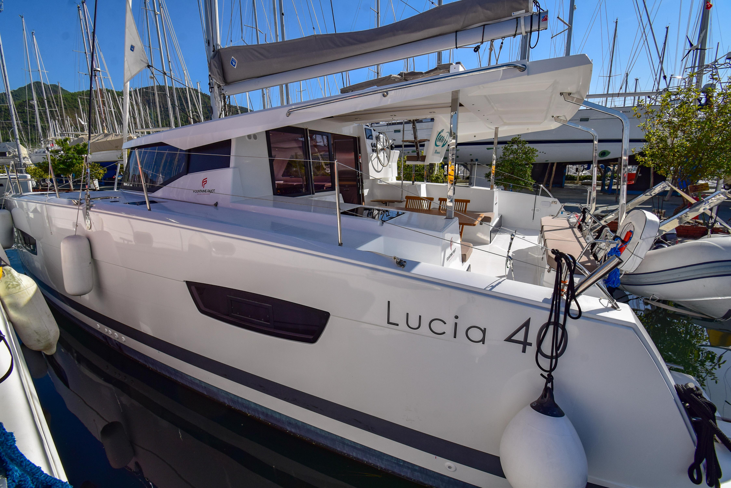 Lucia 40 — photo 31