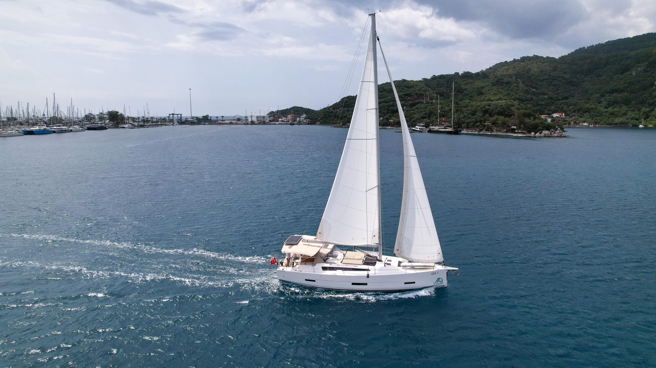 Dufour 430 — photo 10