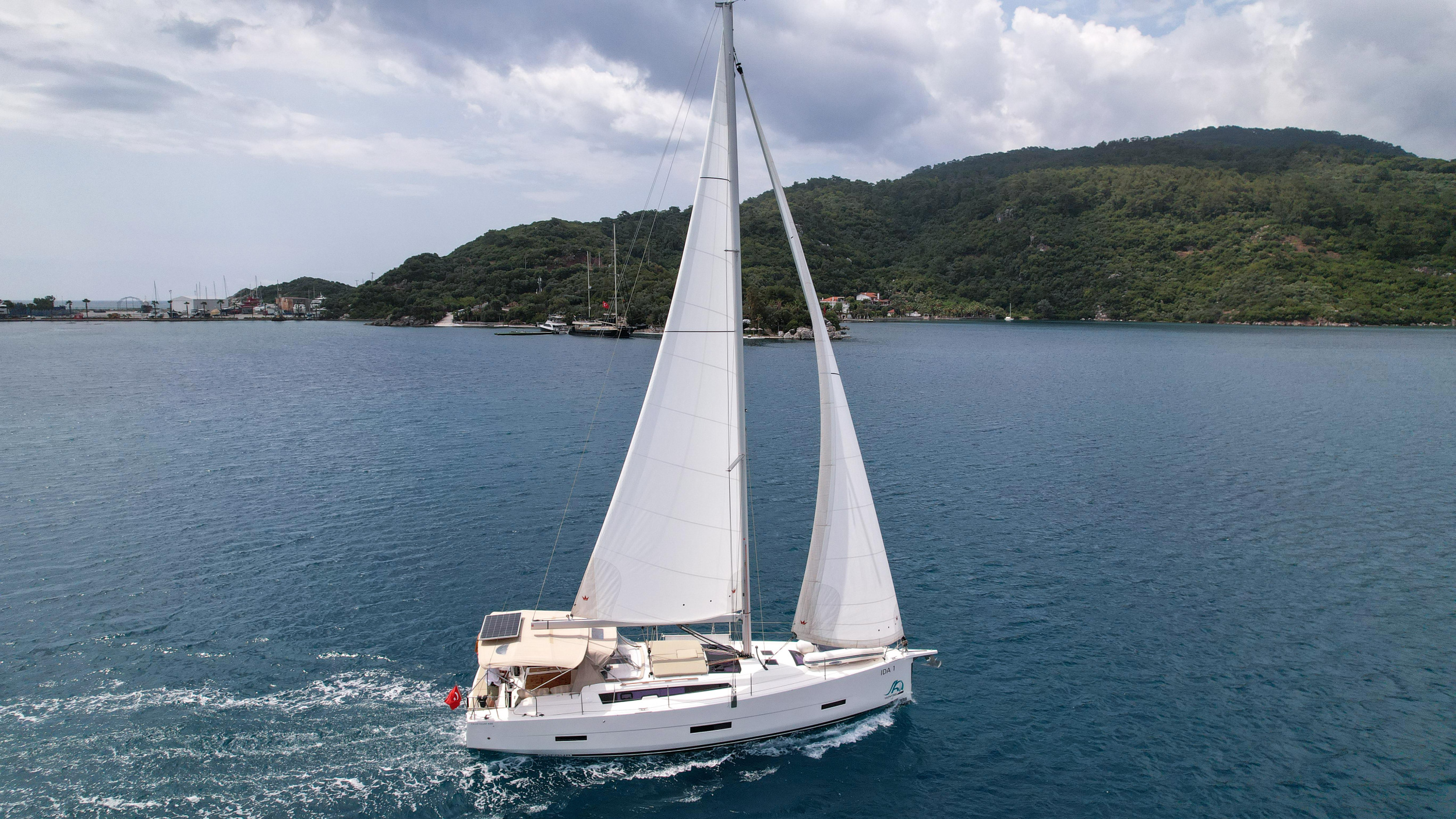 Dufour 430 — photo 14