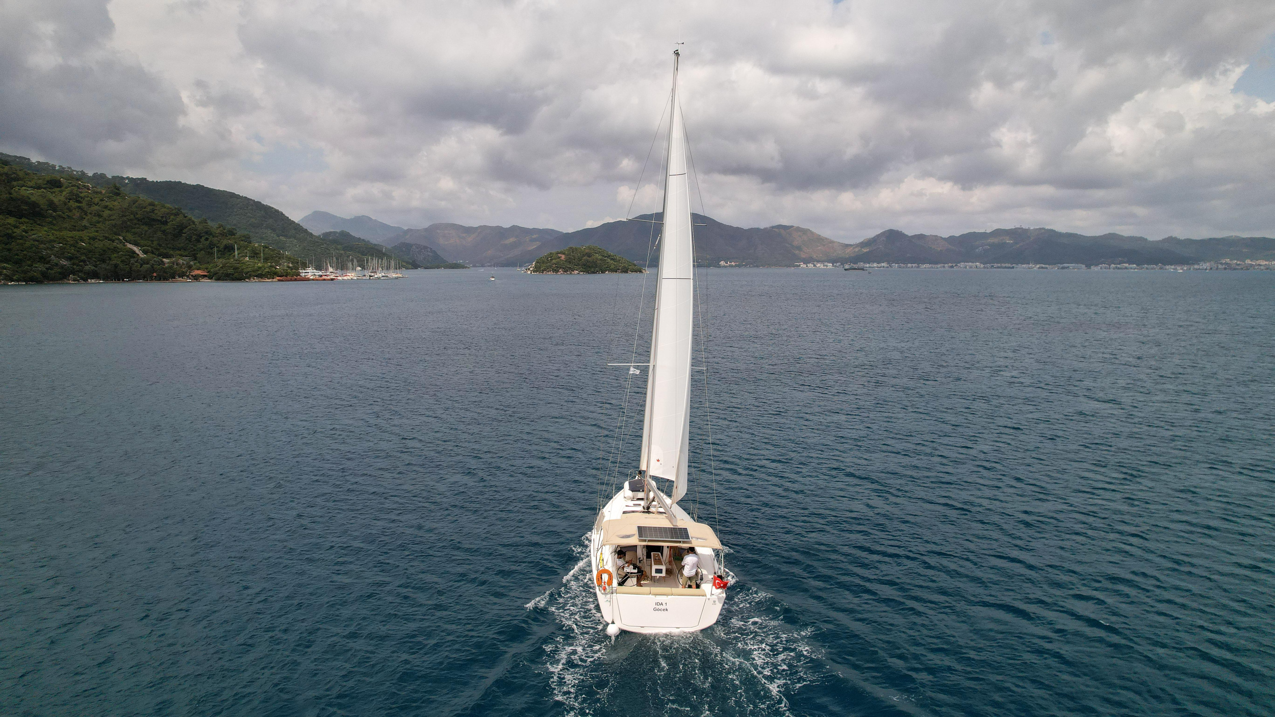 Dufour 430 — photo 25