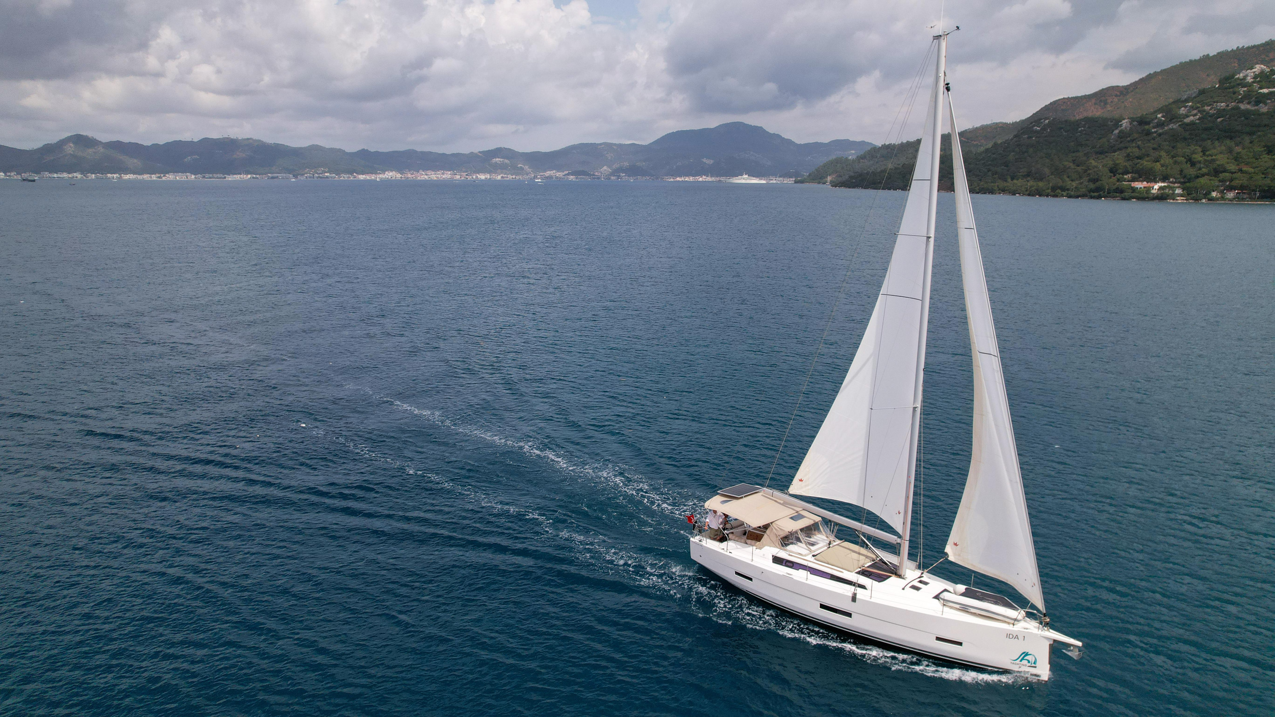 Dufour 430 — photo 45
