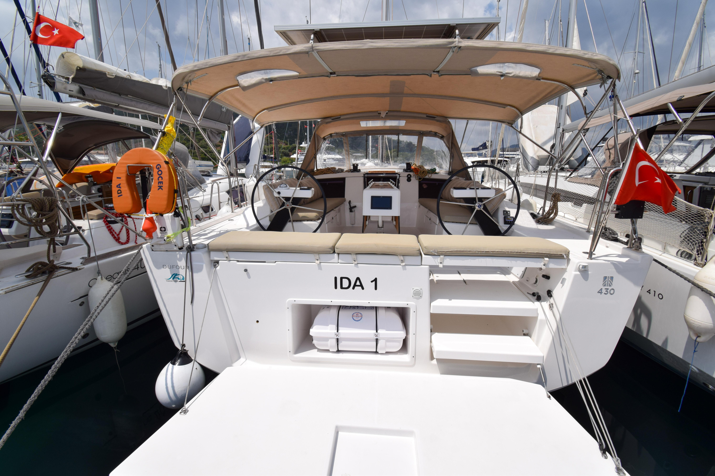 Dufour 430 — photo 9