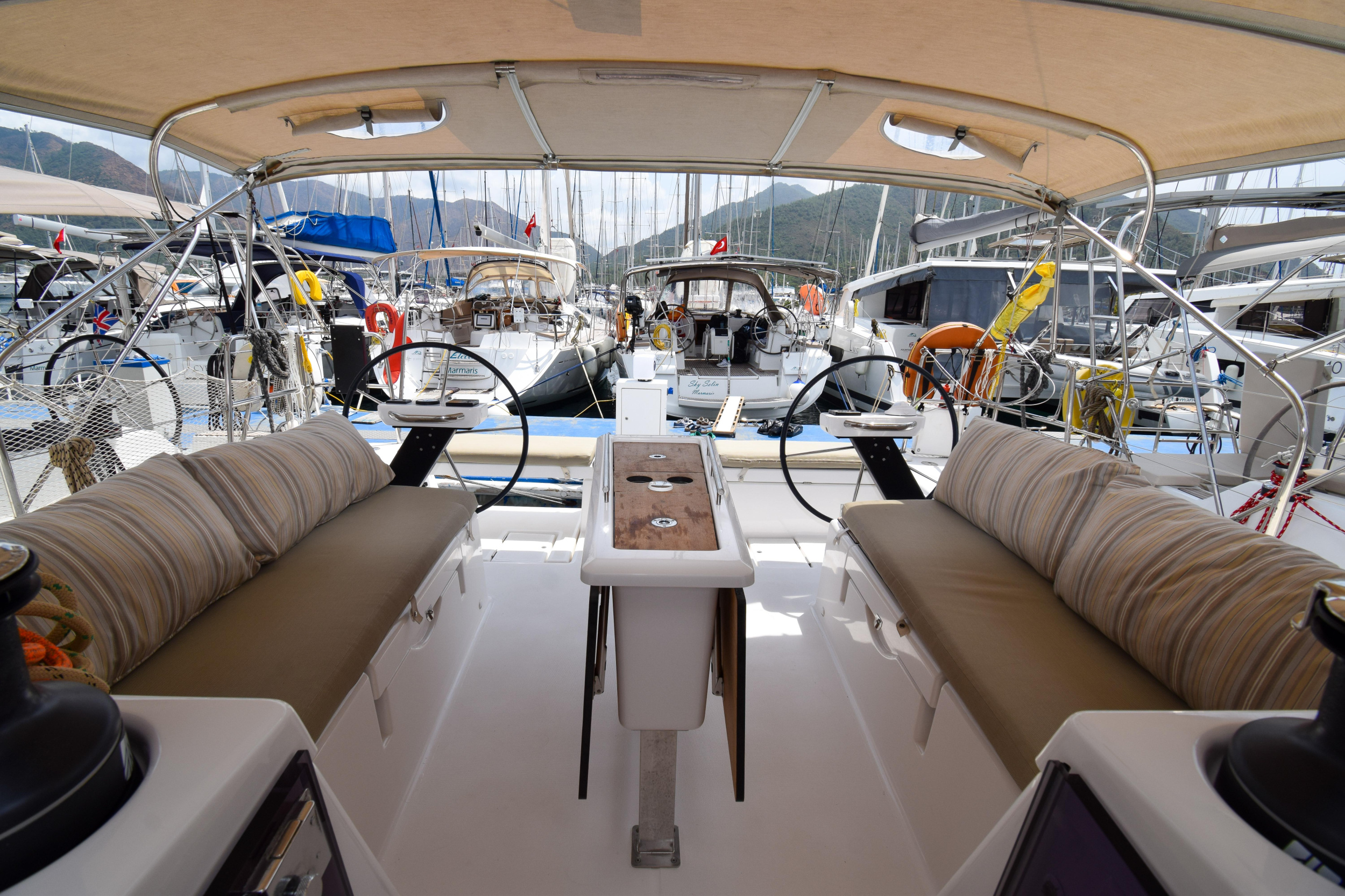 Dufour 430 — photo 15