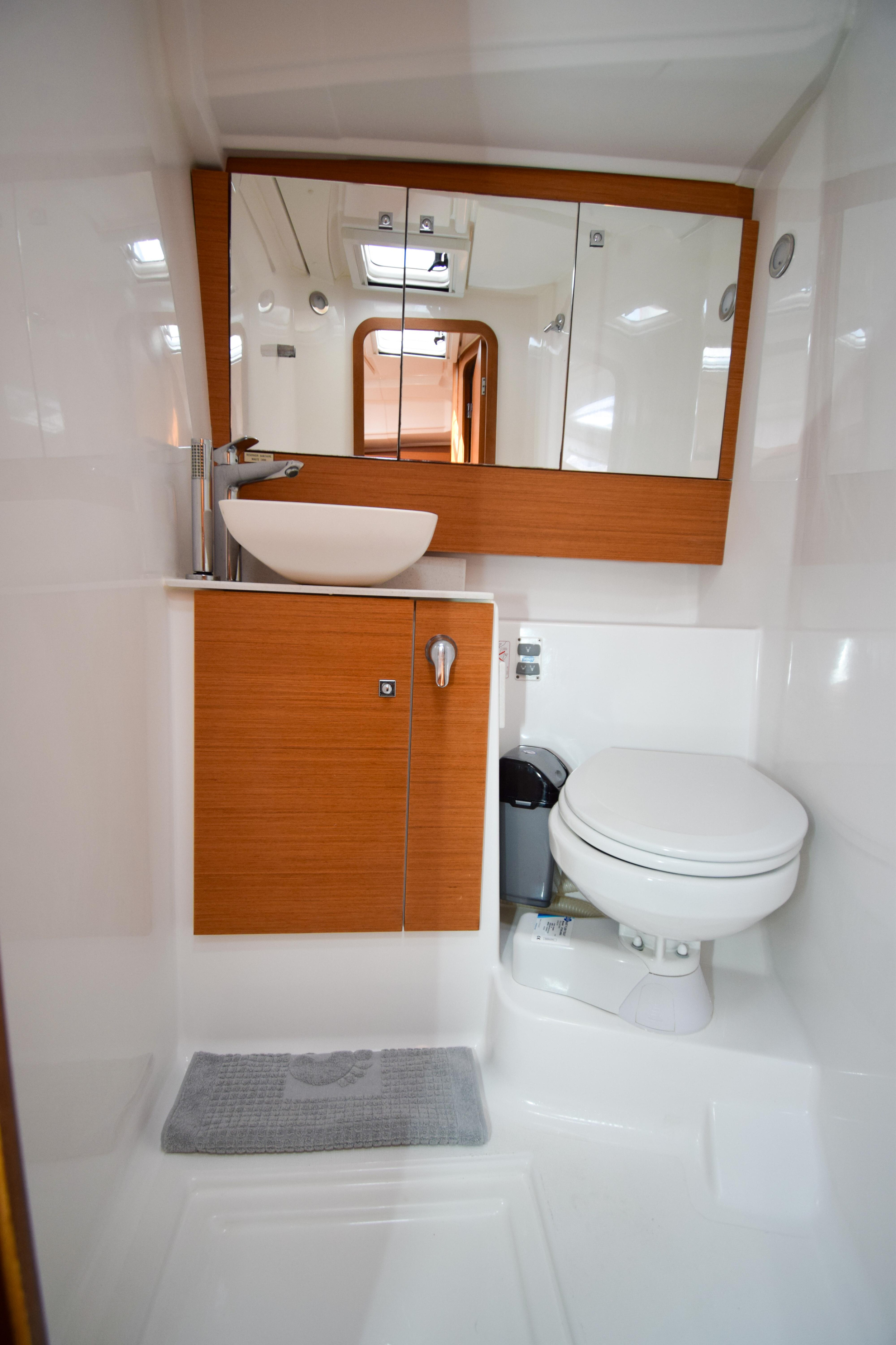 Dufour 430 — photo 7